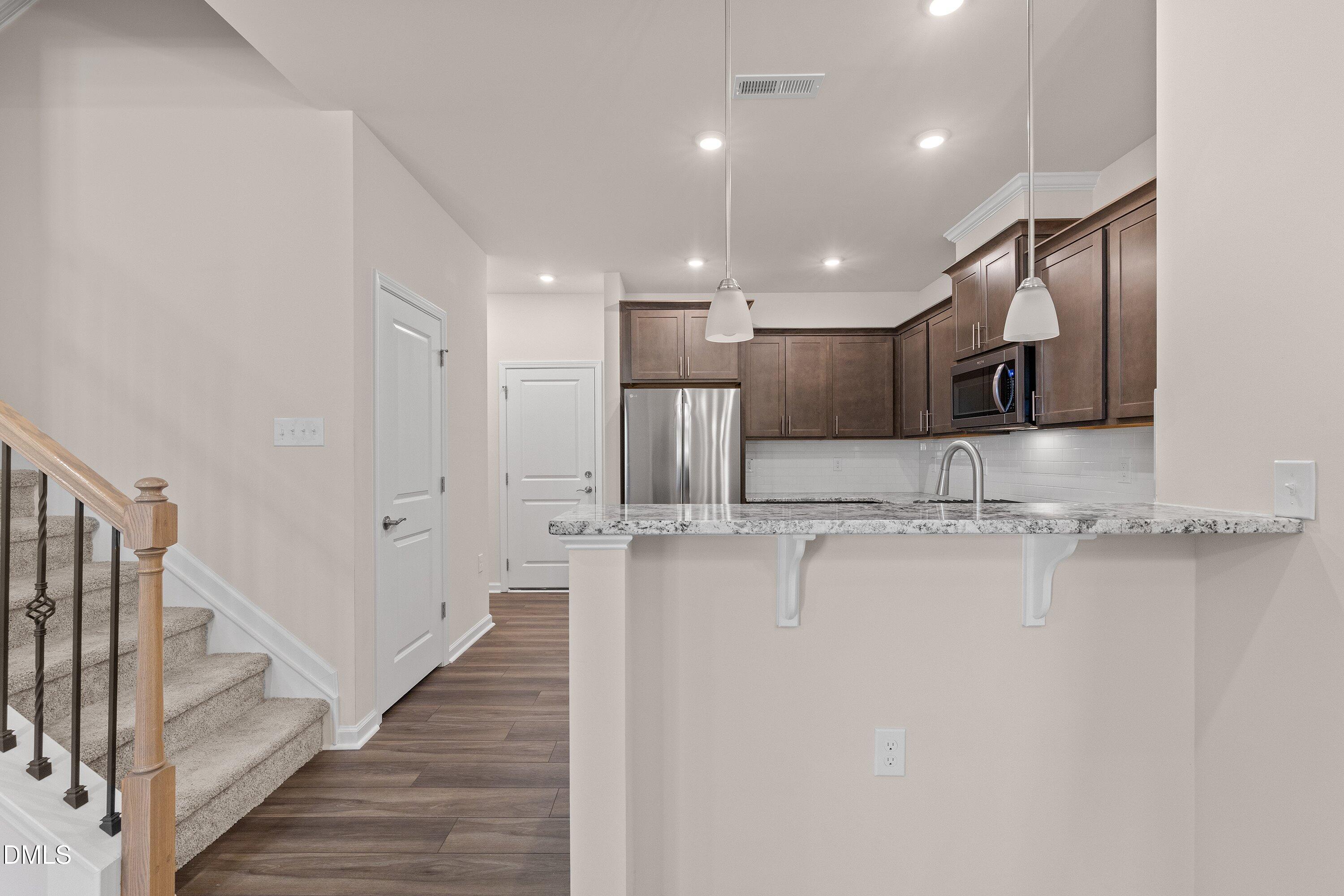 5702 Volos Avenue Property Photo 13