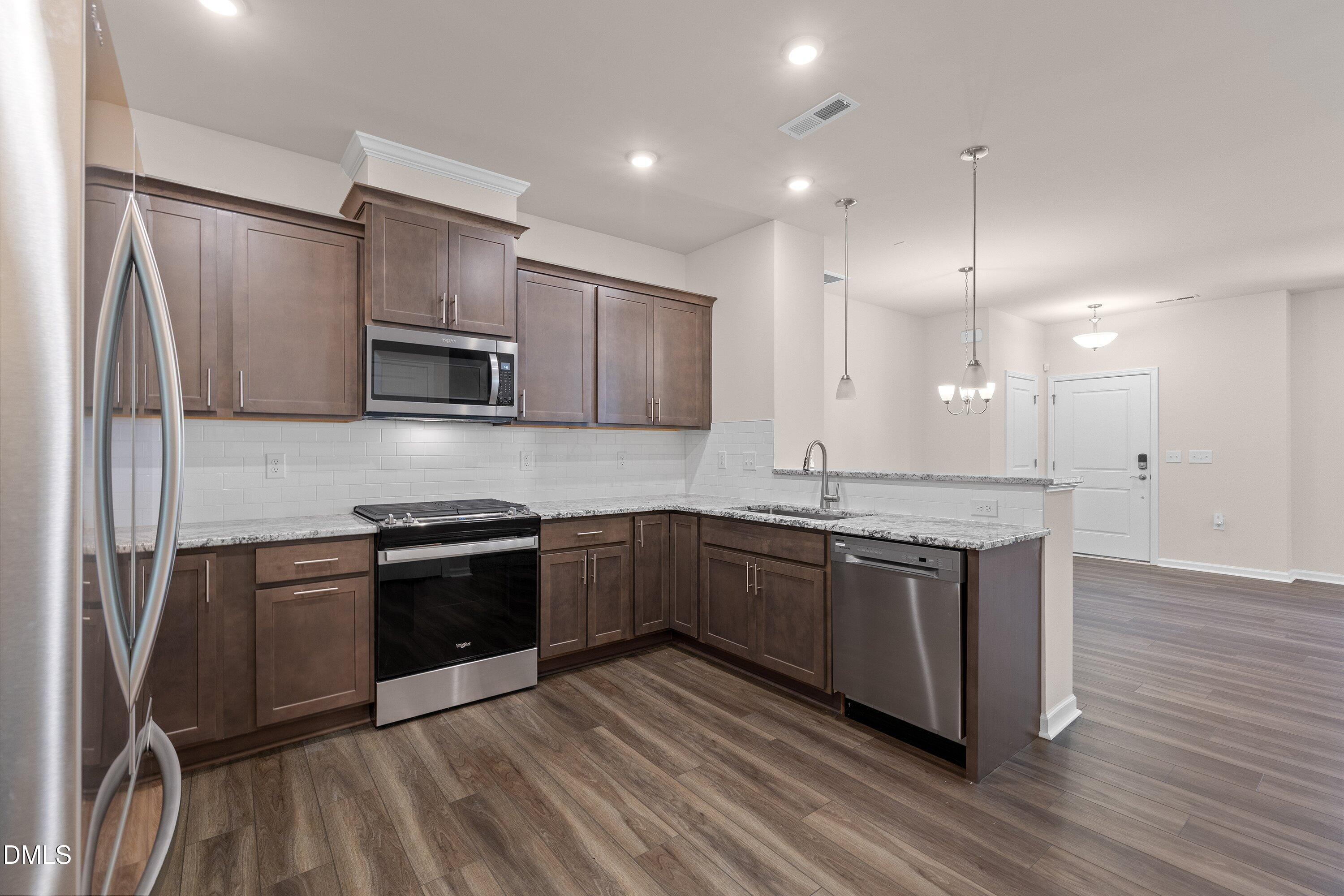 5702 Volos Avenue Property Photo 18