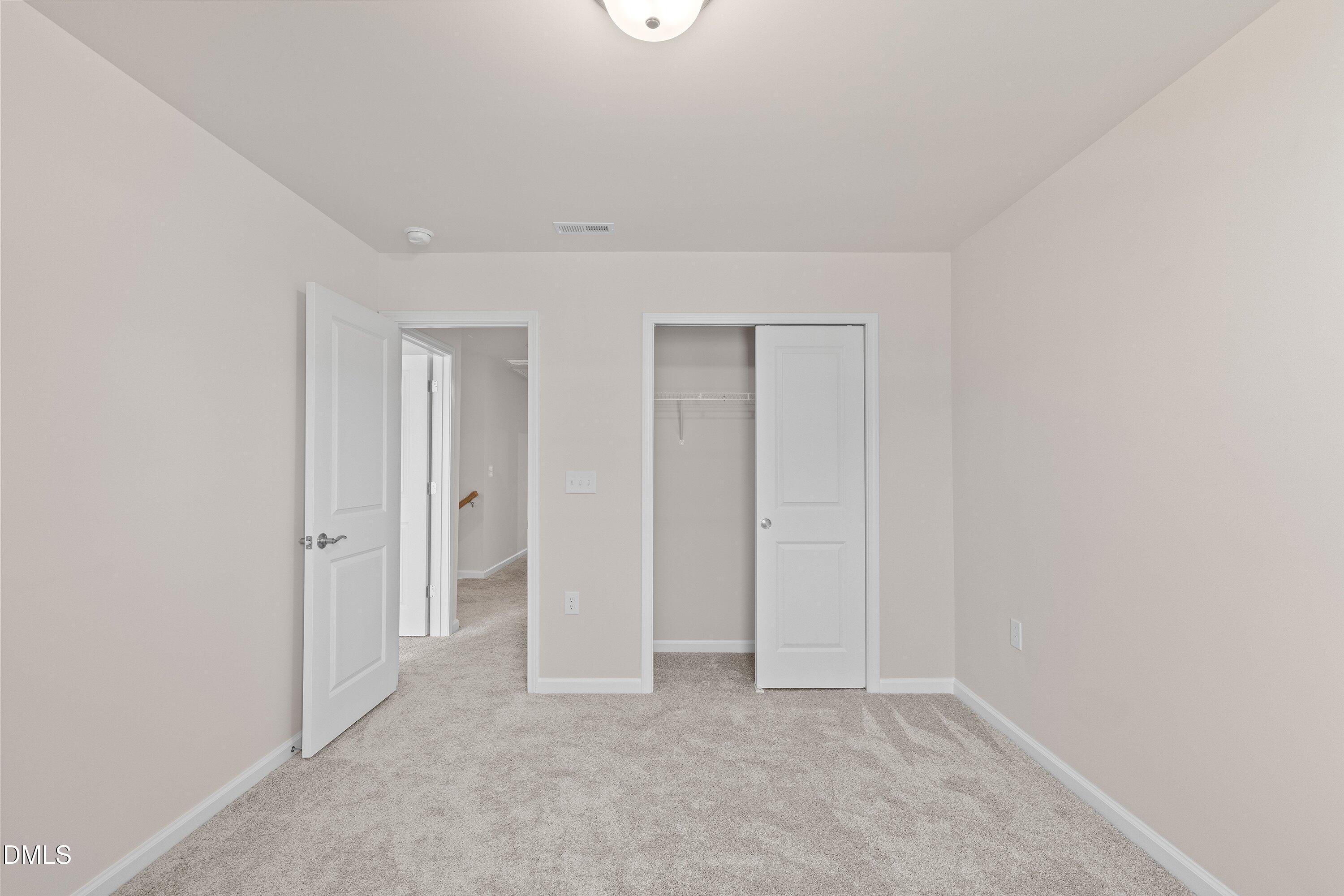 5702 Volos Avenue Property Photo 34