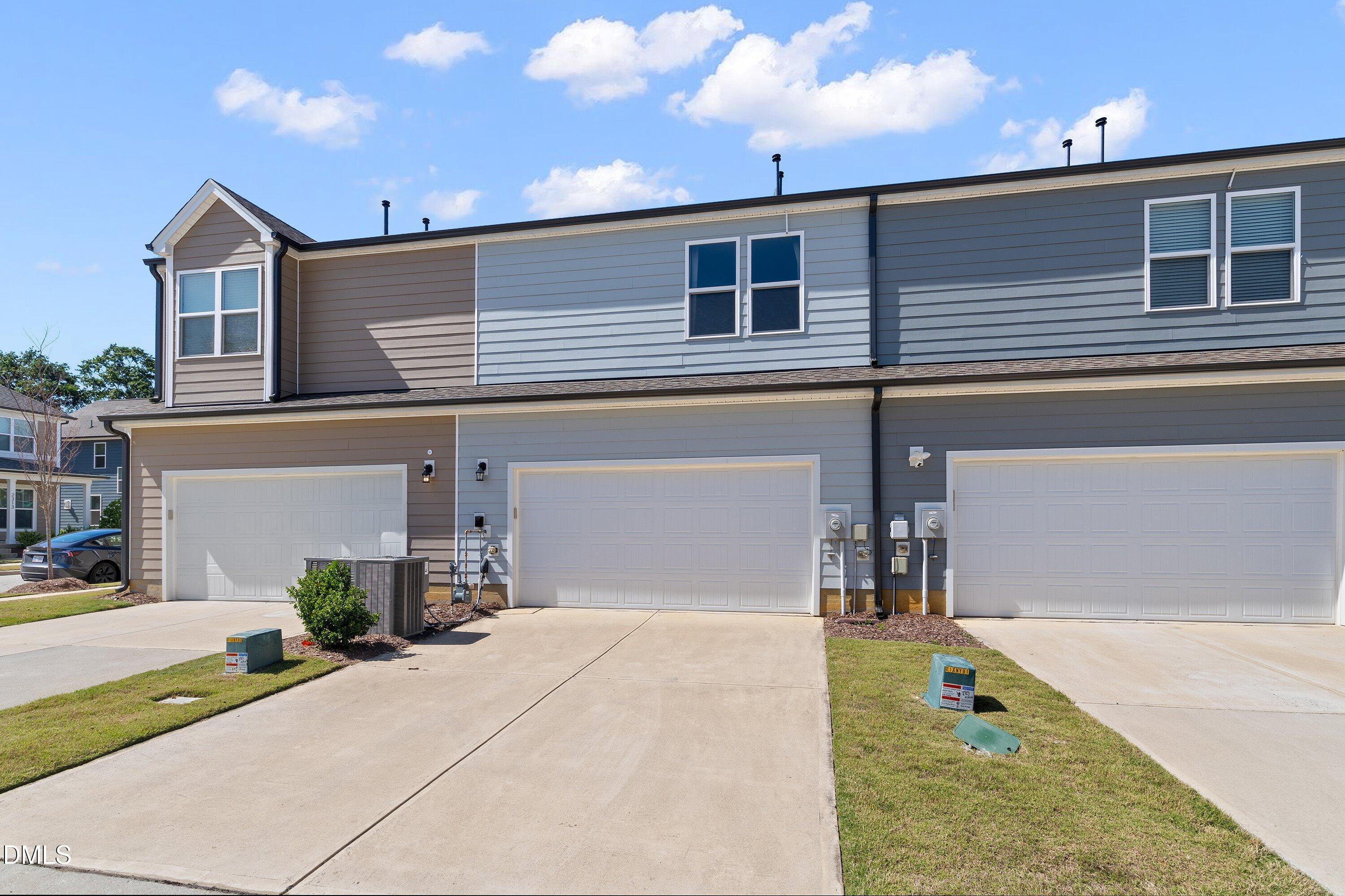 5702 Volos Avenue Property Photo 36