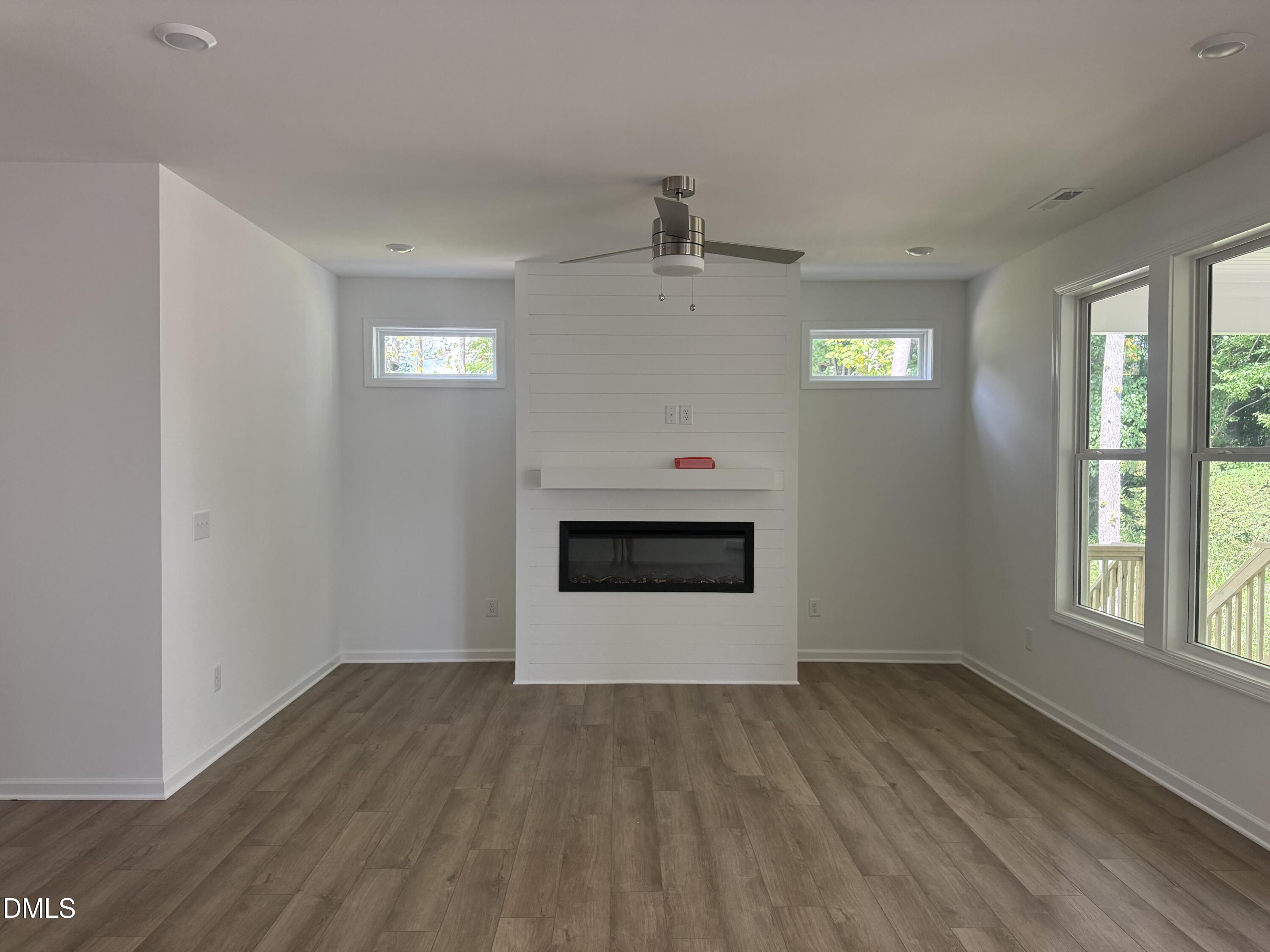 10416 Hamish Drive Property Photo 3
