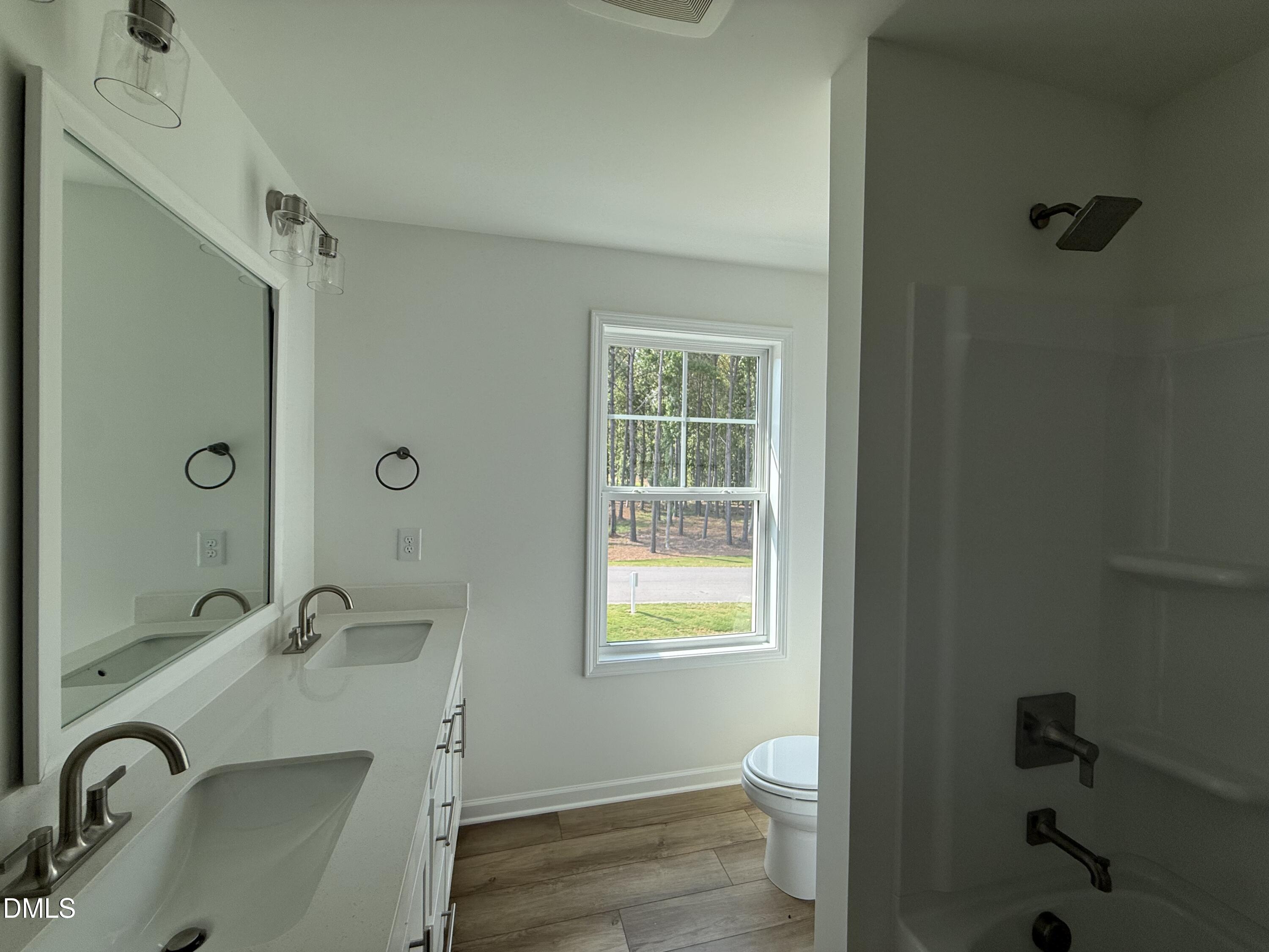 10416 Hamish Drive Property Photo 18
