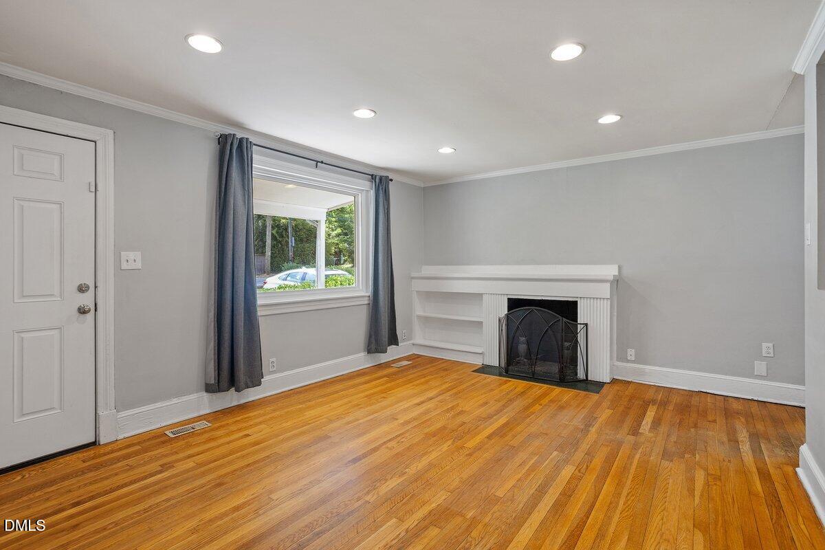 1111 Brookside Drive Property Photo 4