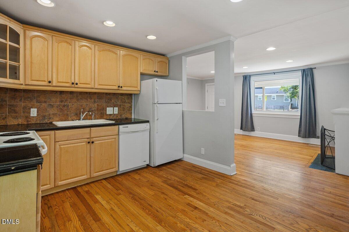 1111 Brookside Drive Property Photo 7