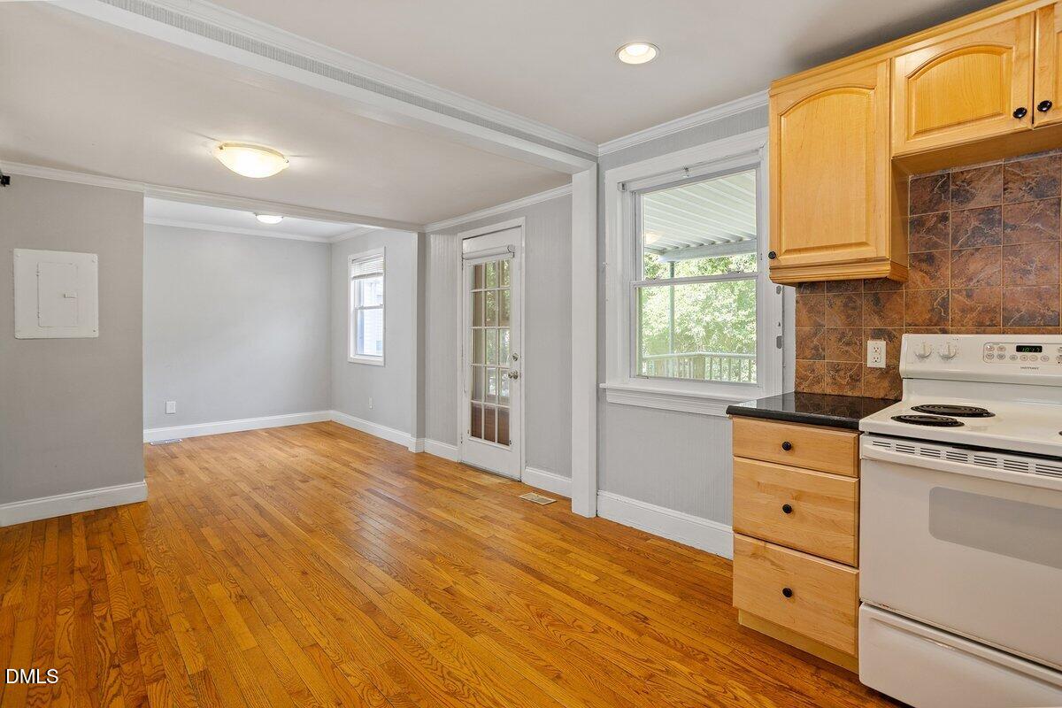 1111 Brookside Drive Property Photo 8