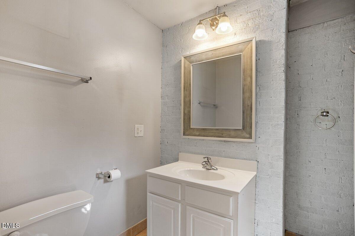 1111 Brookside Drive Property Photo 14