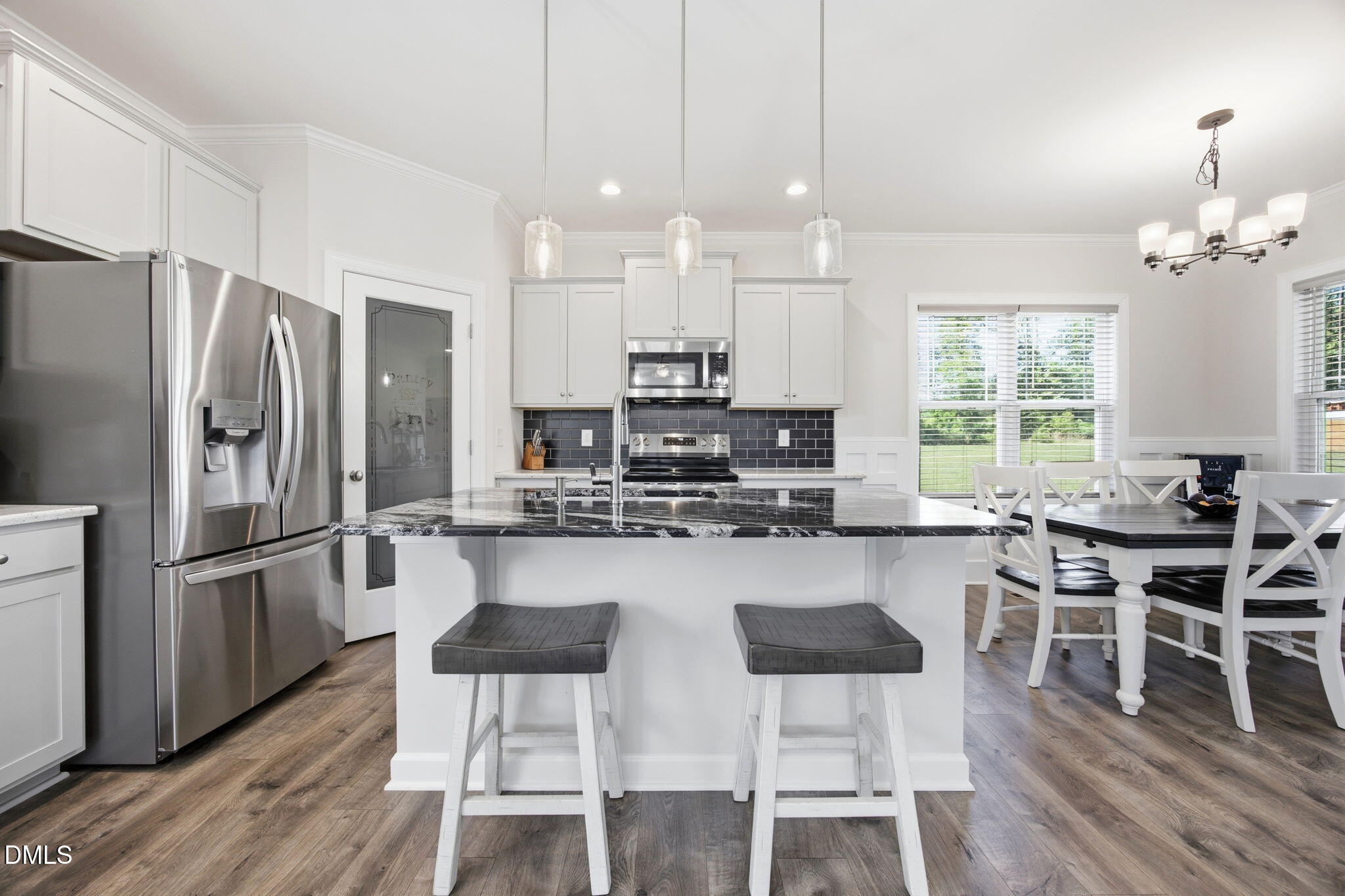 49 Golden View Place Property Photo 13