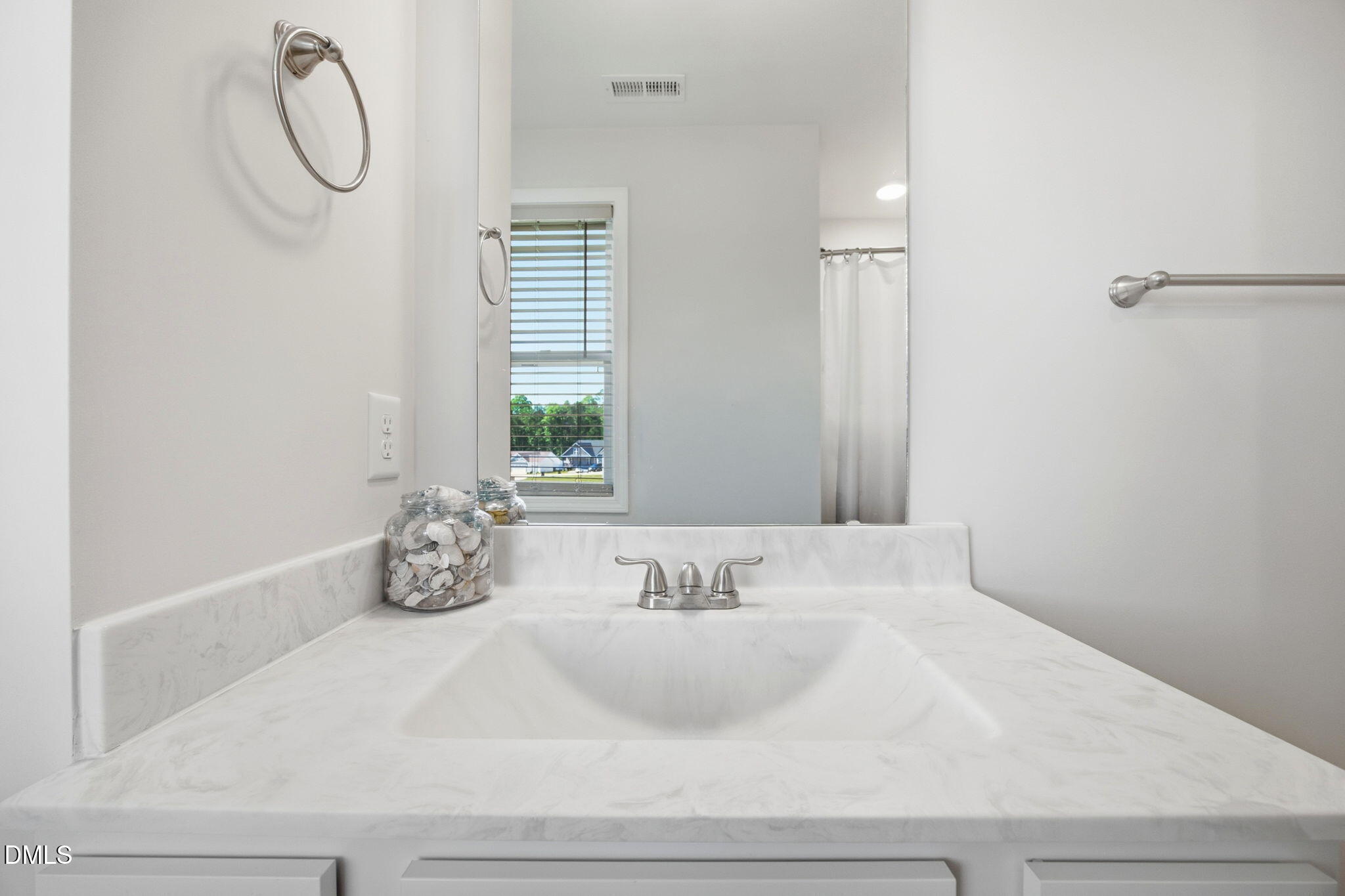 49 Golden View Place Property Photo 25