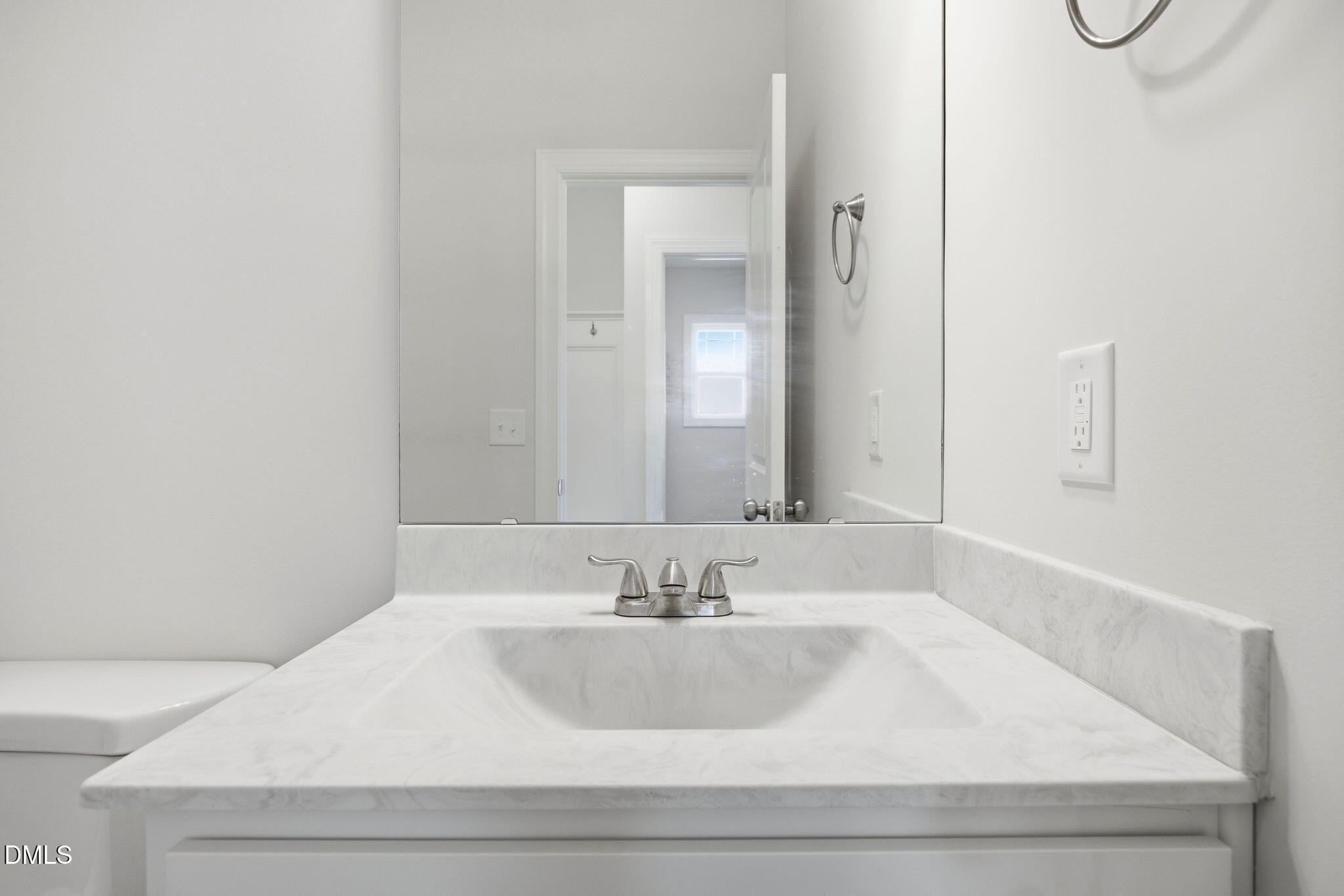 49 Golden View Place Property Photo 29
