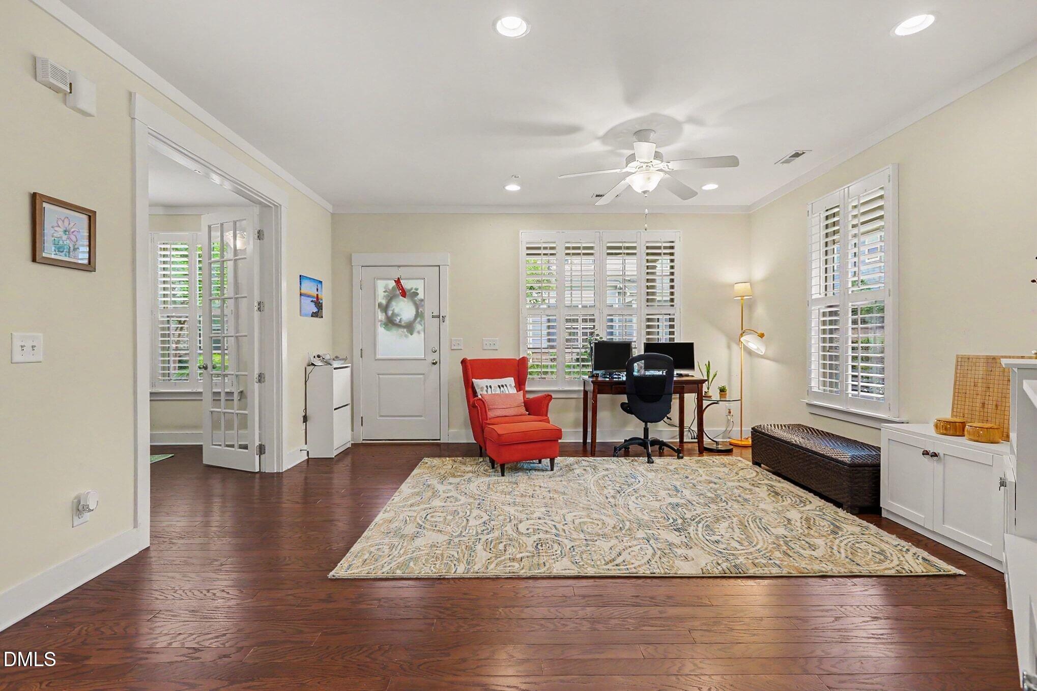 9207 Giralda Walk Property Photo 8