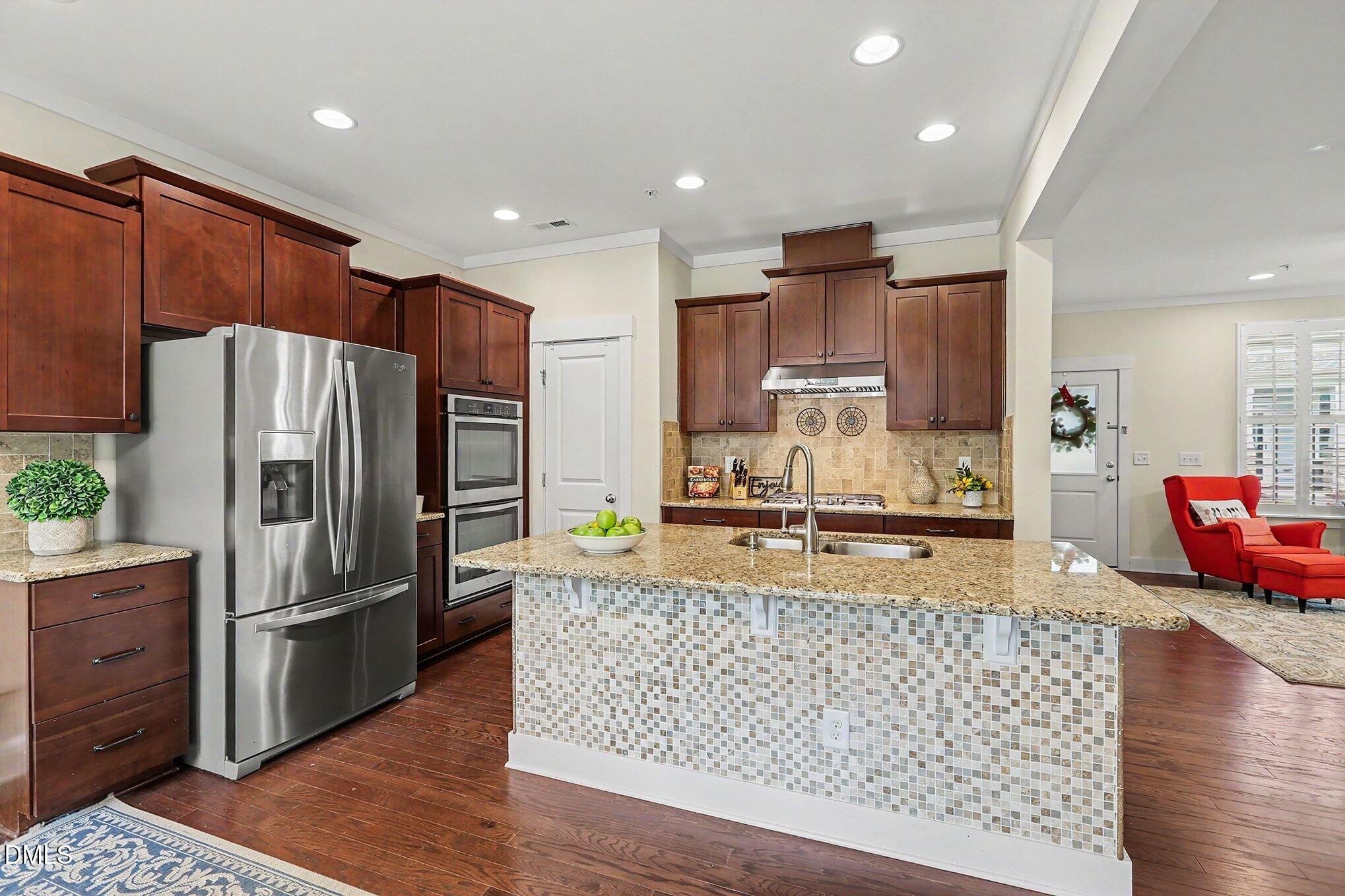 9207 Giralda Walk Property Photo 13