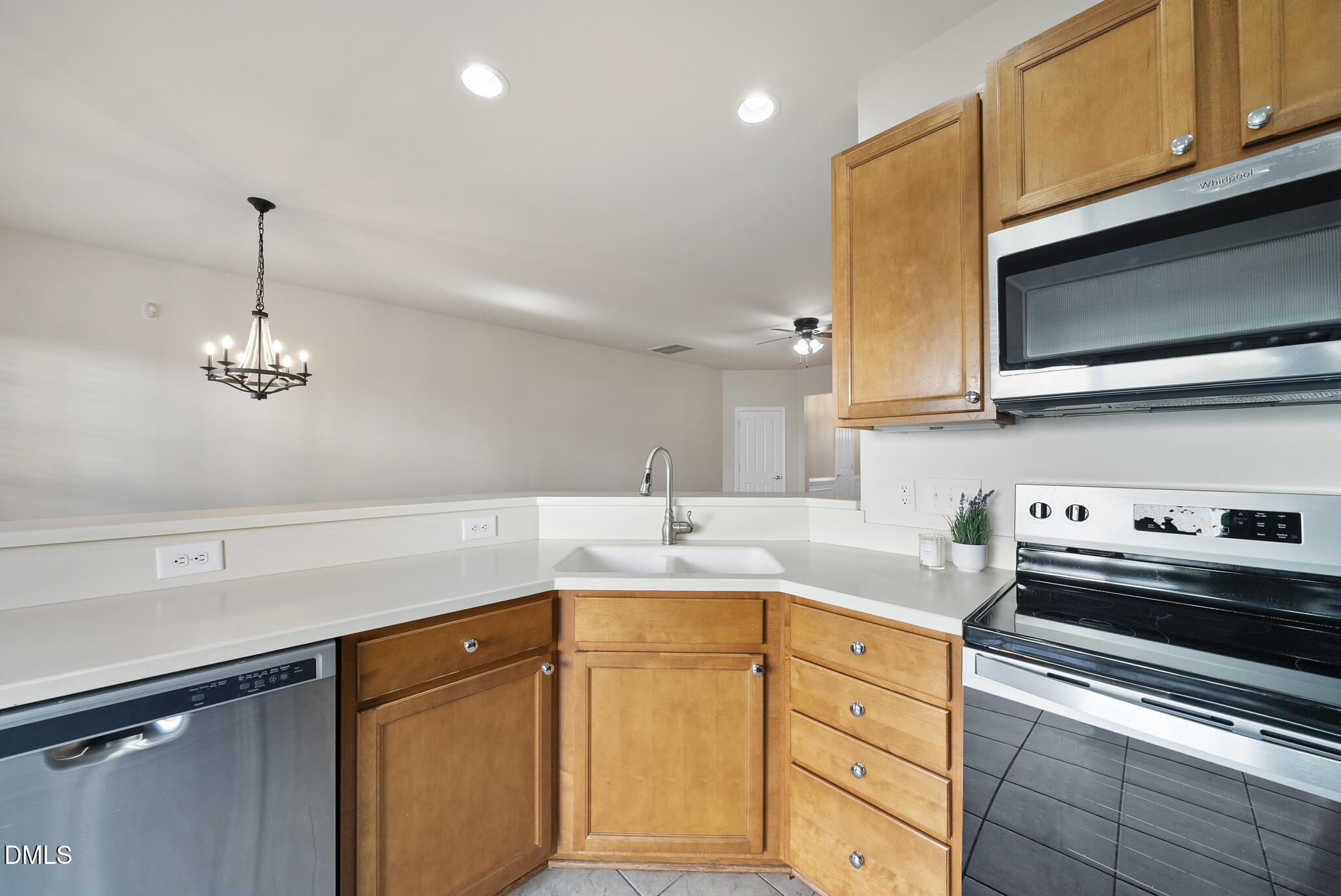 8402 Saltwood Place Property Photo 10