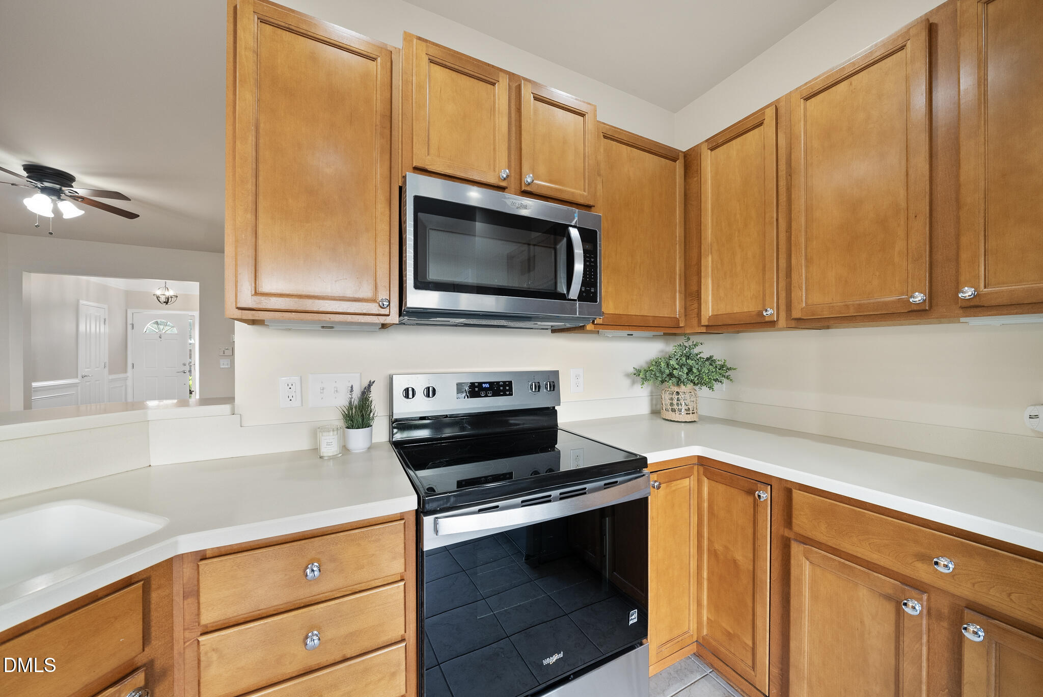 8402 Saltwood Place Property Photo 11