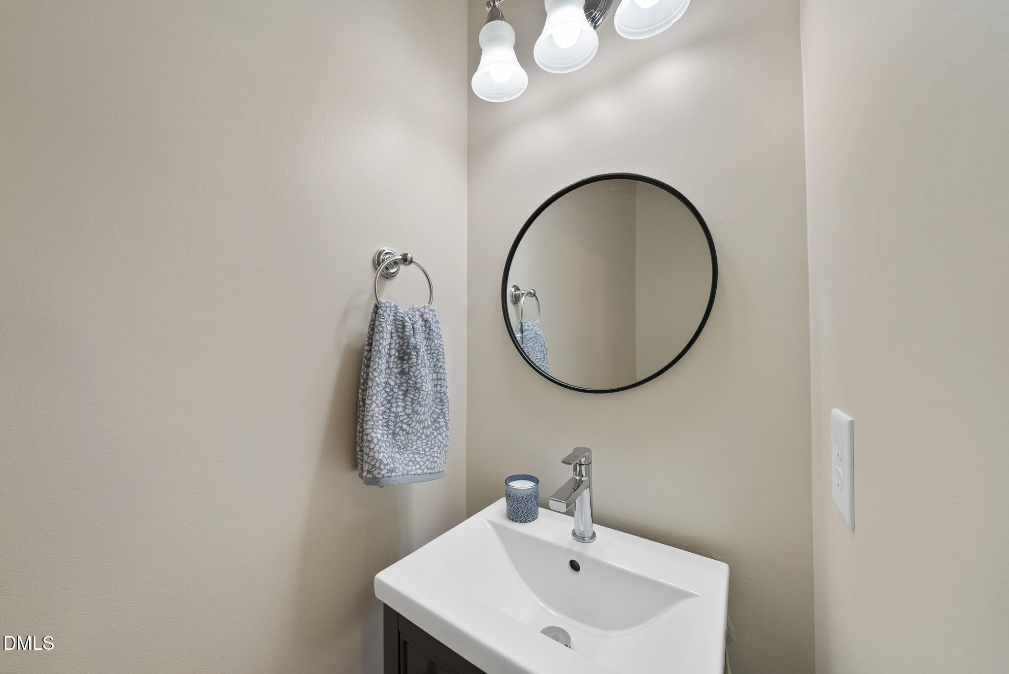 8402 Saltwood Place Property Photo 13