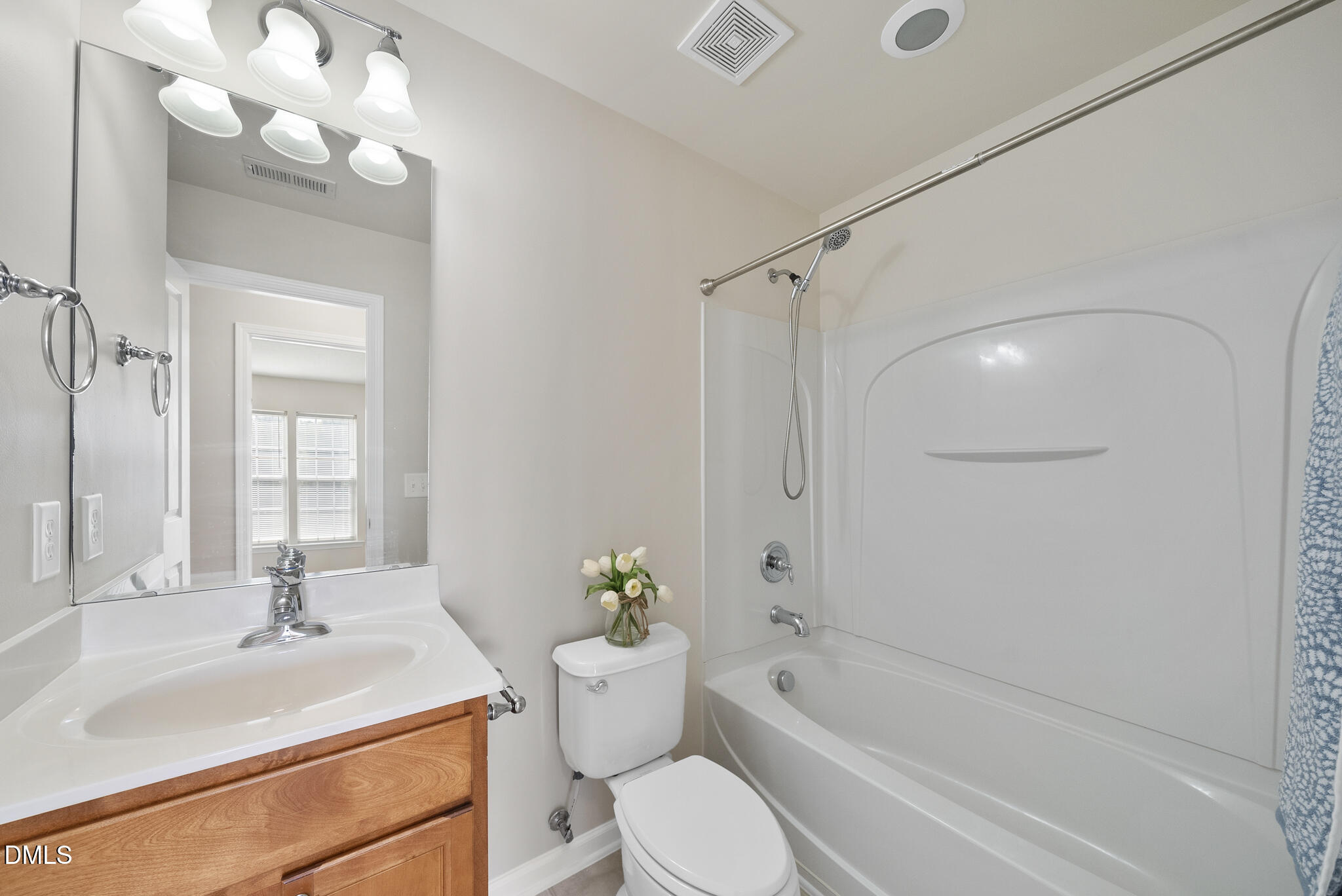 8402 Saltwood Place Property Photo 24