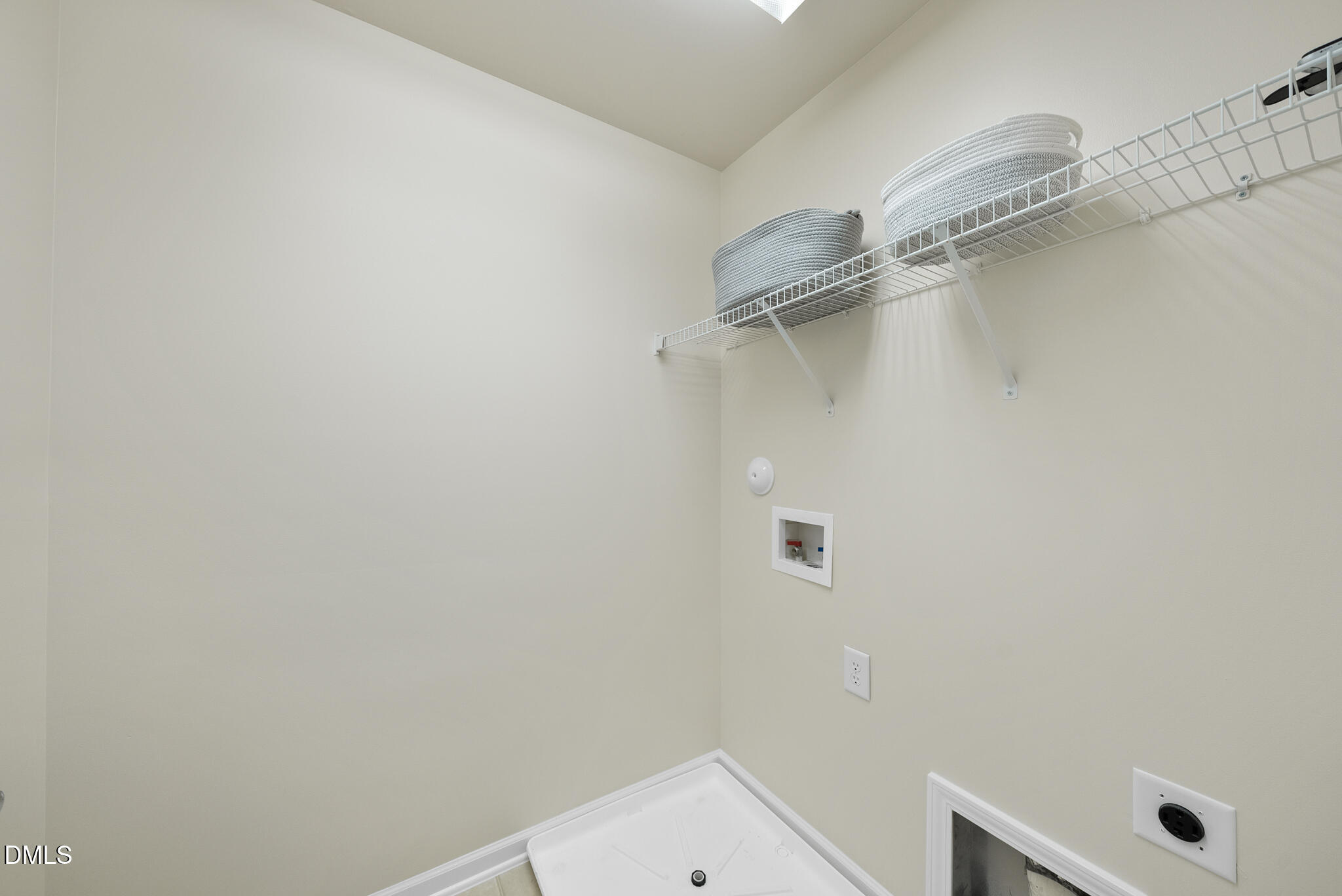 8402 Saltwood Place Property Photo 25