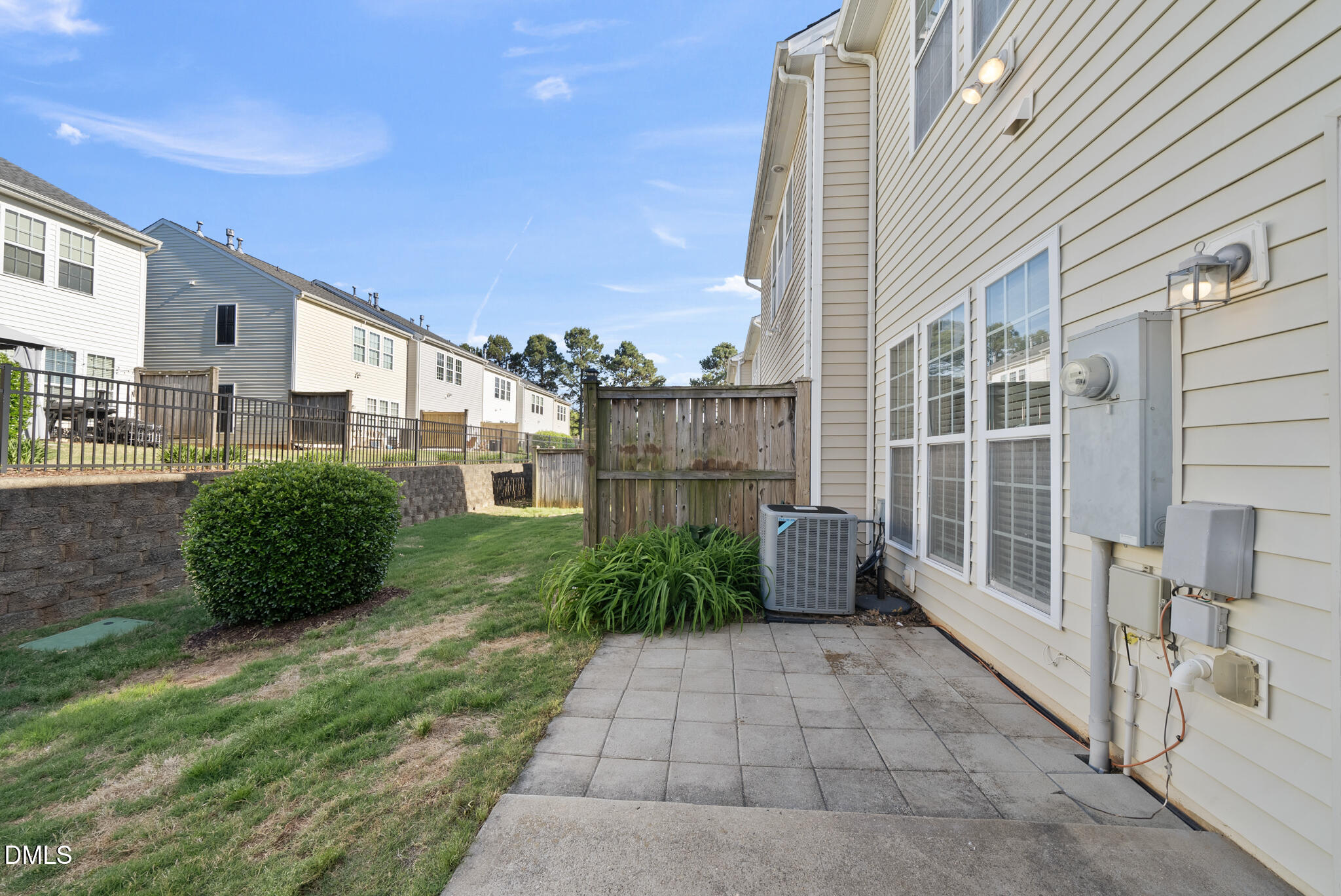 8402 Saltwood Place Property Photo 26
