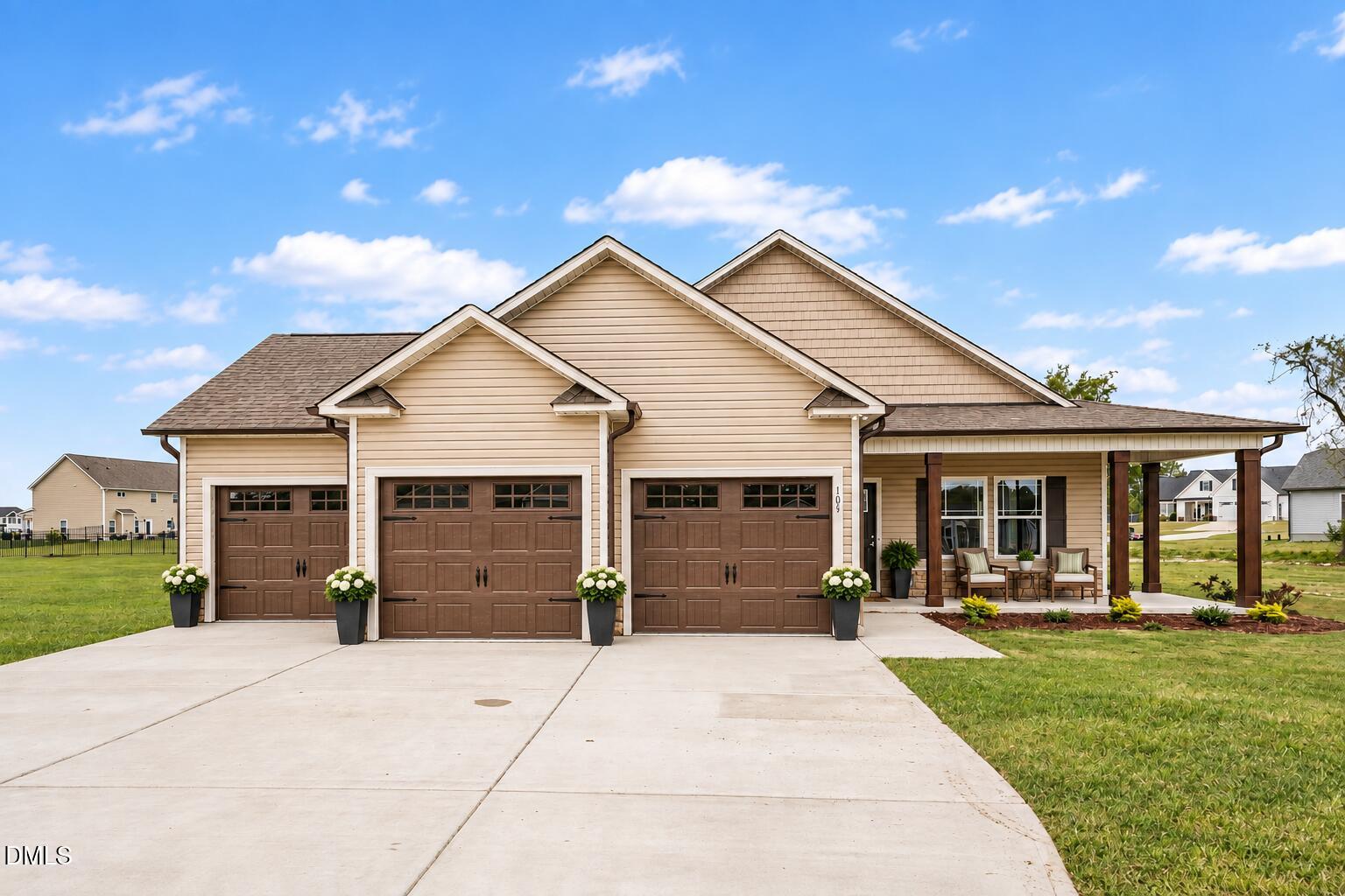 105 Burnello Court (lot 217) Property Photo 2