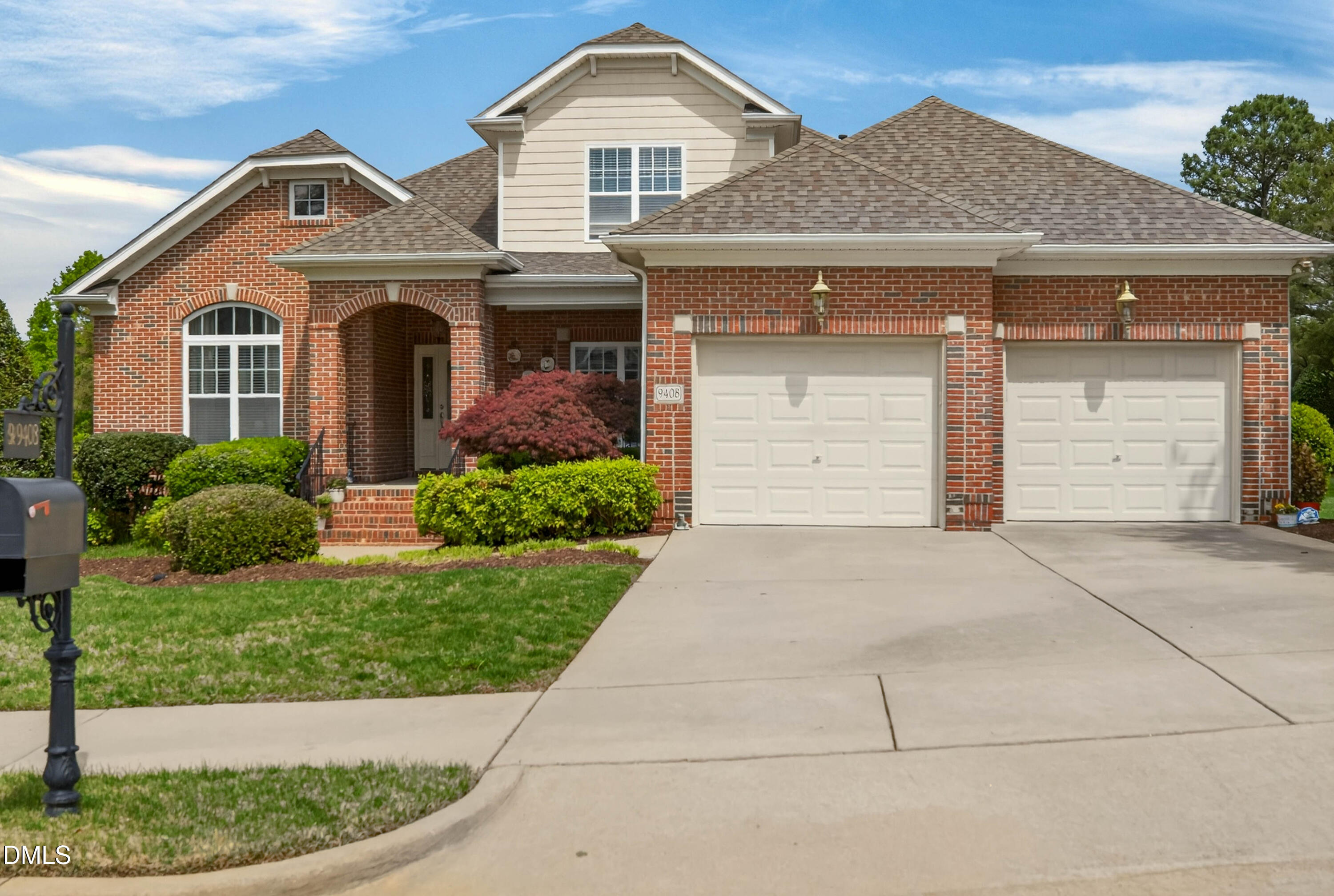 9408 Lake Villa Way Property Photo 1