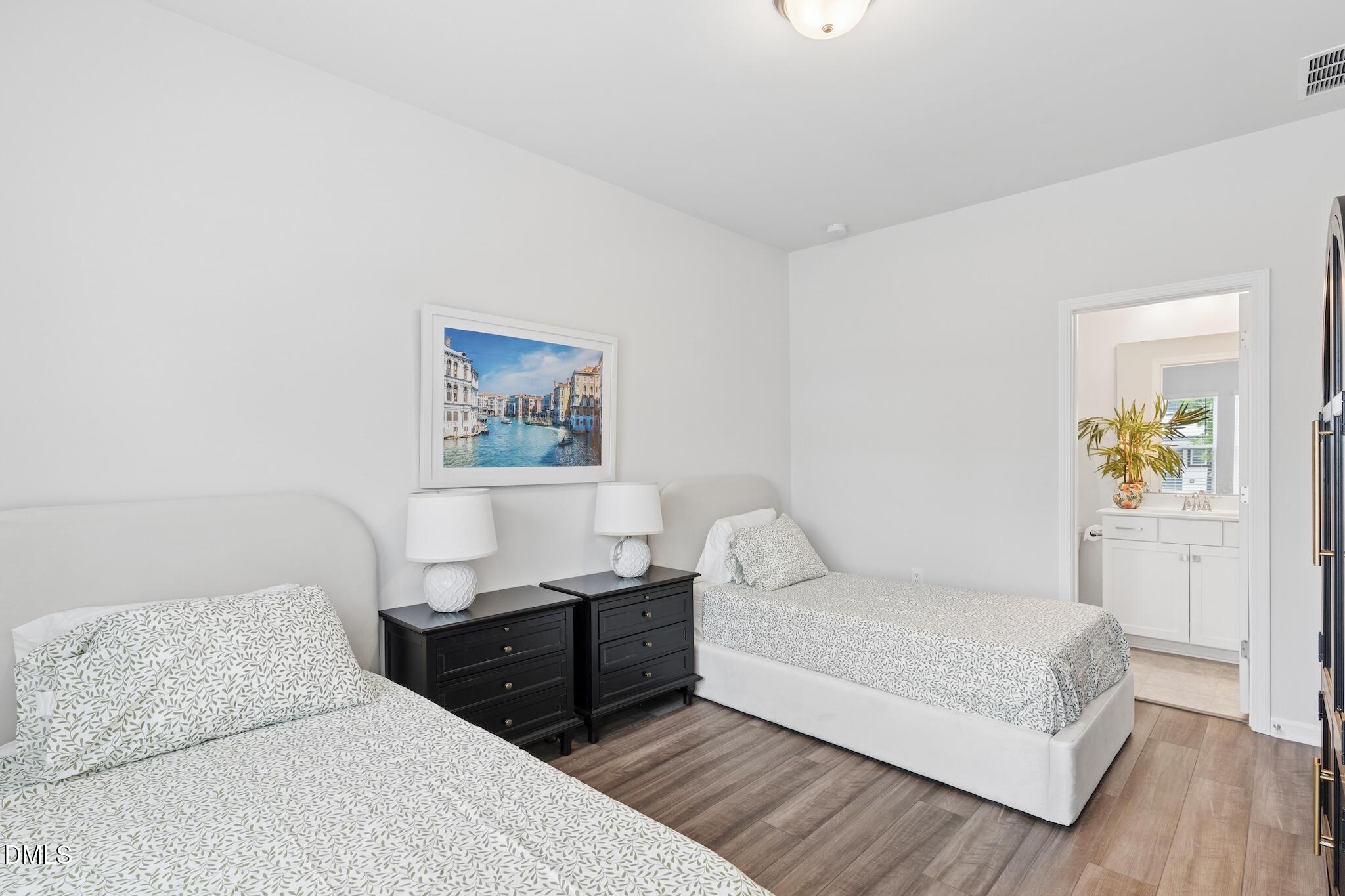 425 Diversity Way Property Photo 11