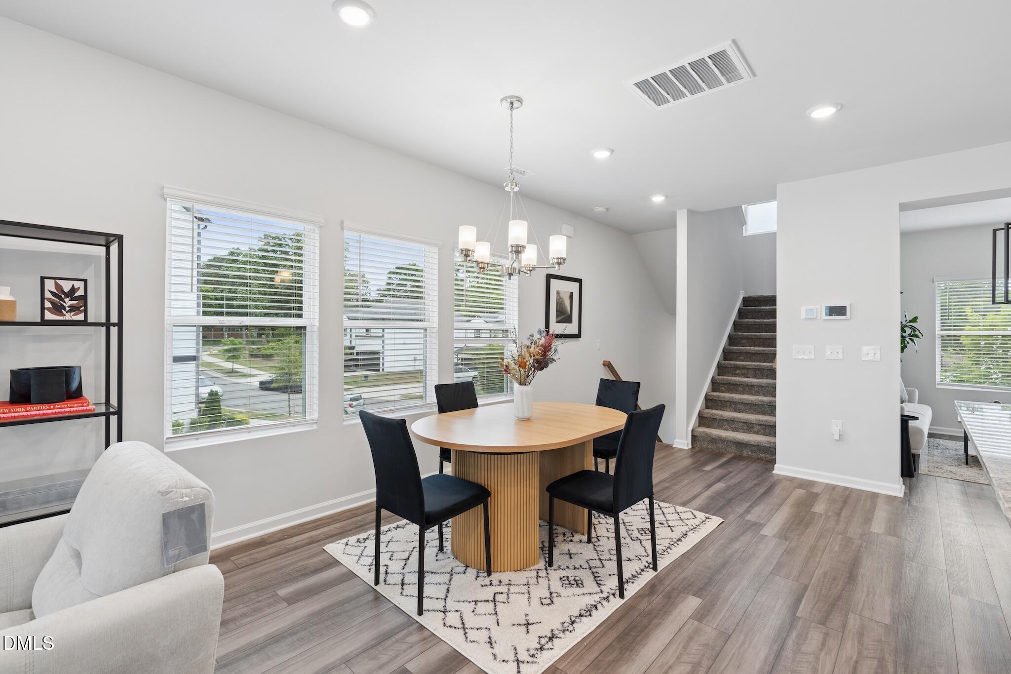 425 Diversity Way Property Photo 14