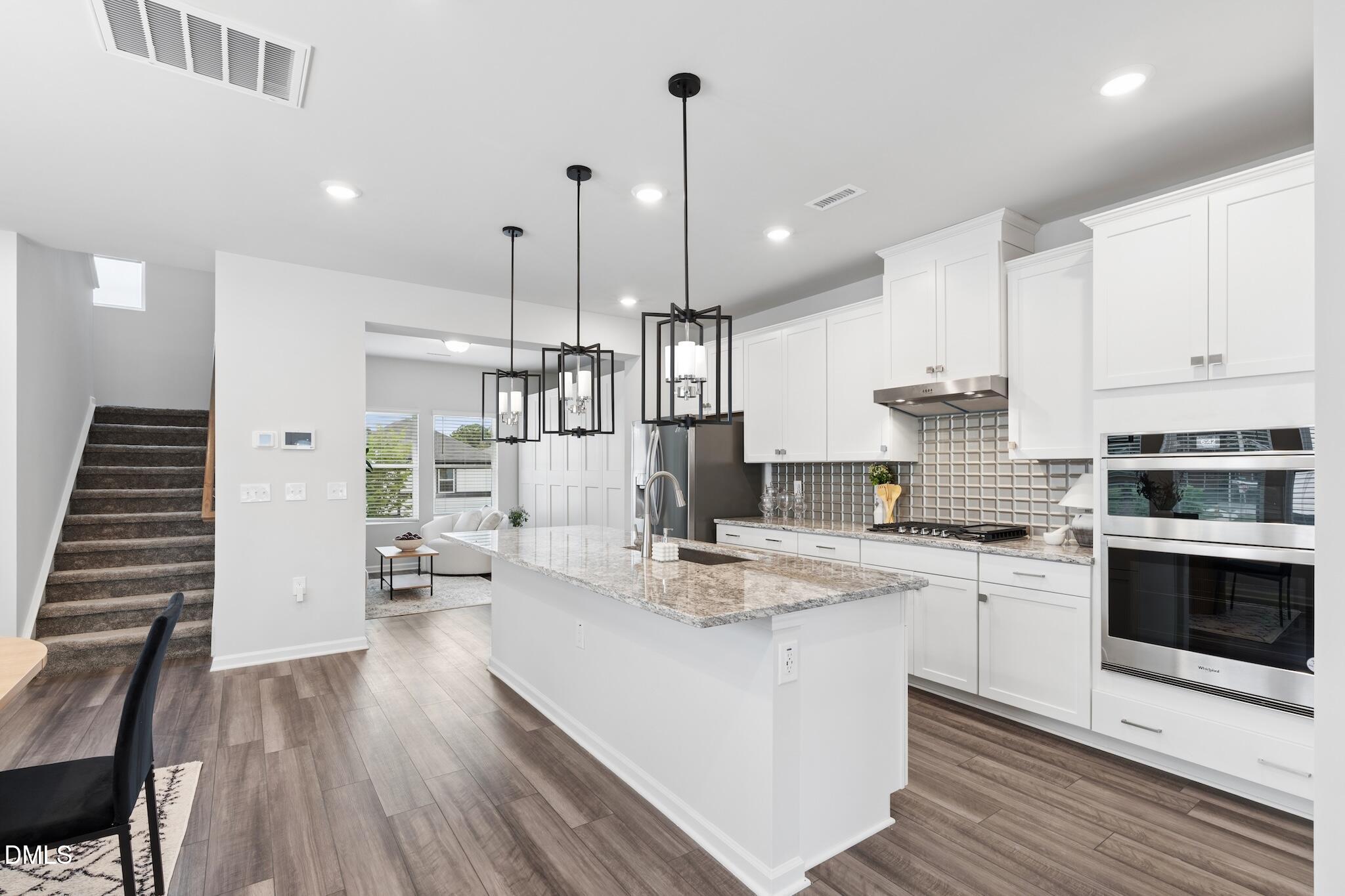 425 Diversity Way Property Photo 18