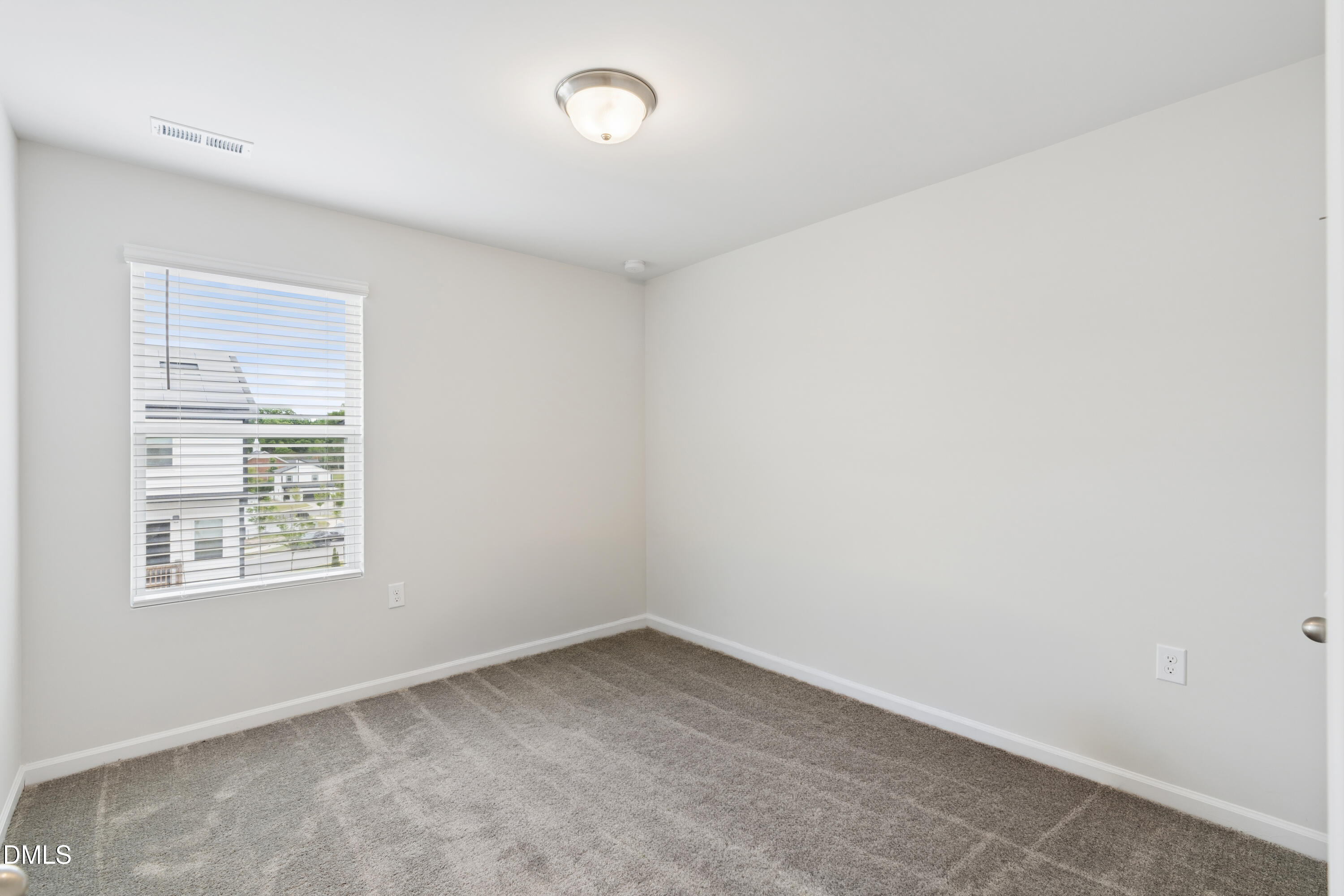 425 Diversity Way Property Photo 30