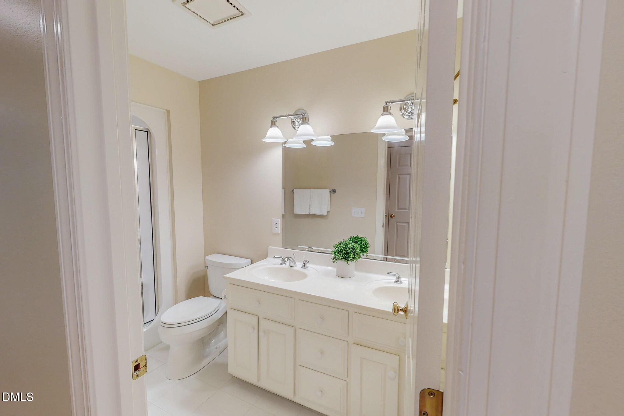 355 Denada Path Property Photo 37