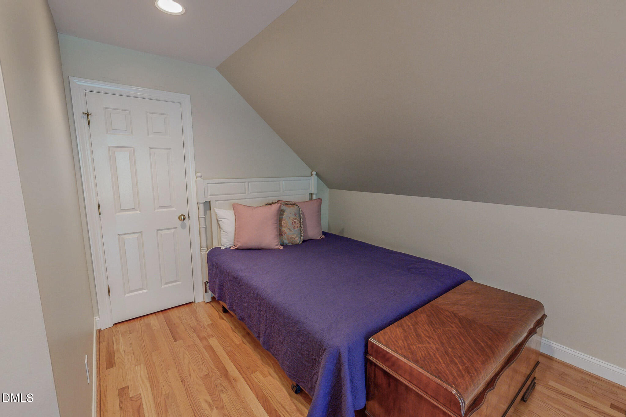 355 Denada Path Property Photo 40