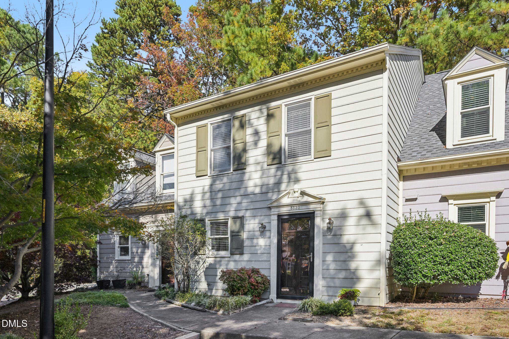 5530 Forest Oaks Drive Property Photo 1