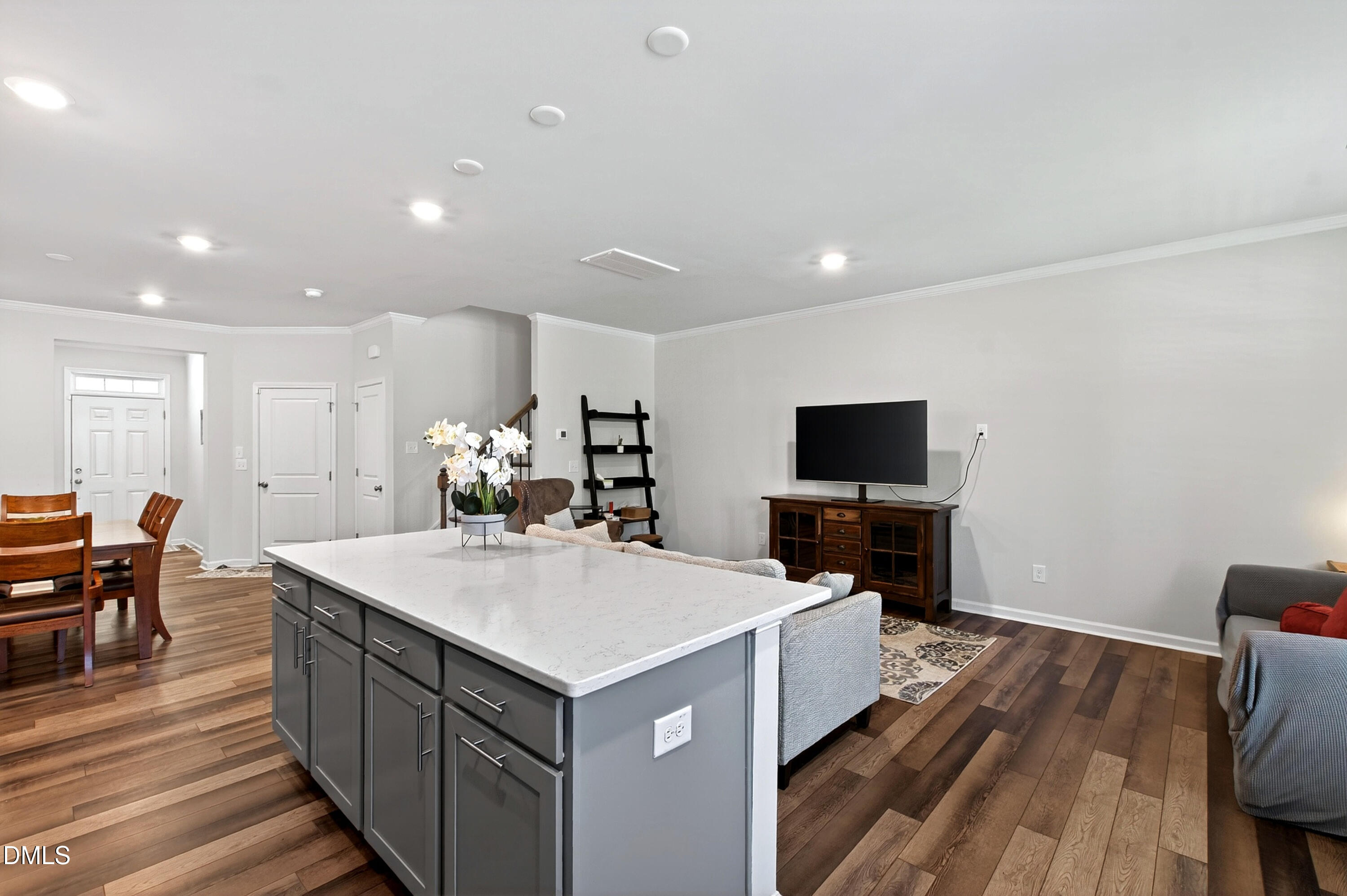 6503 Tremolo Trail Property Photo 8