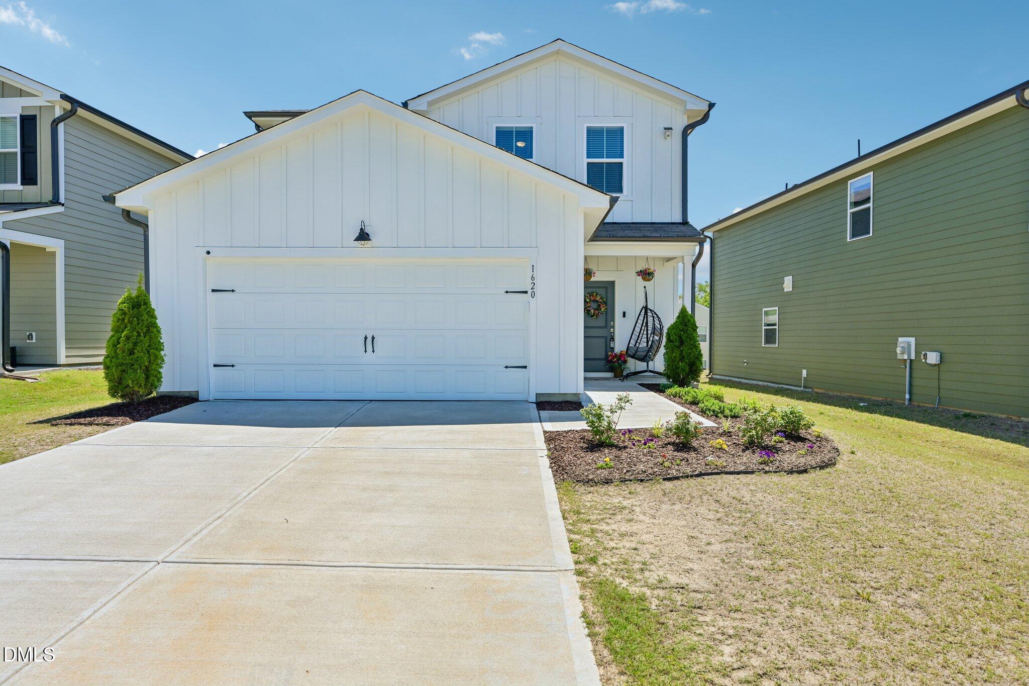 1620 Laforce Cove Property Photo 1
