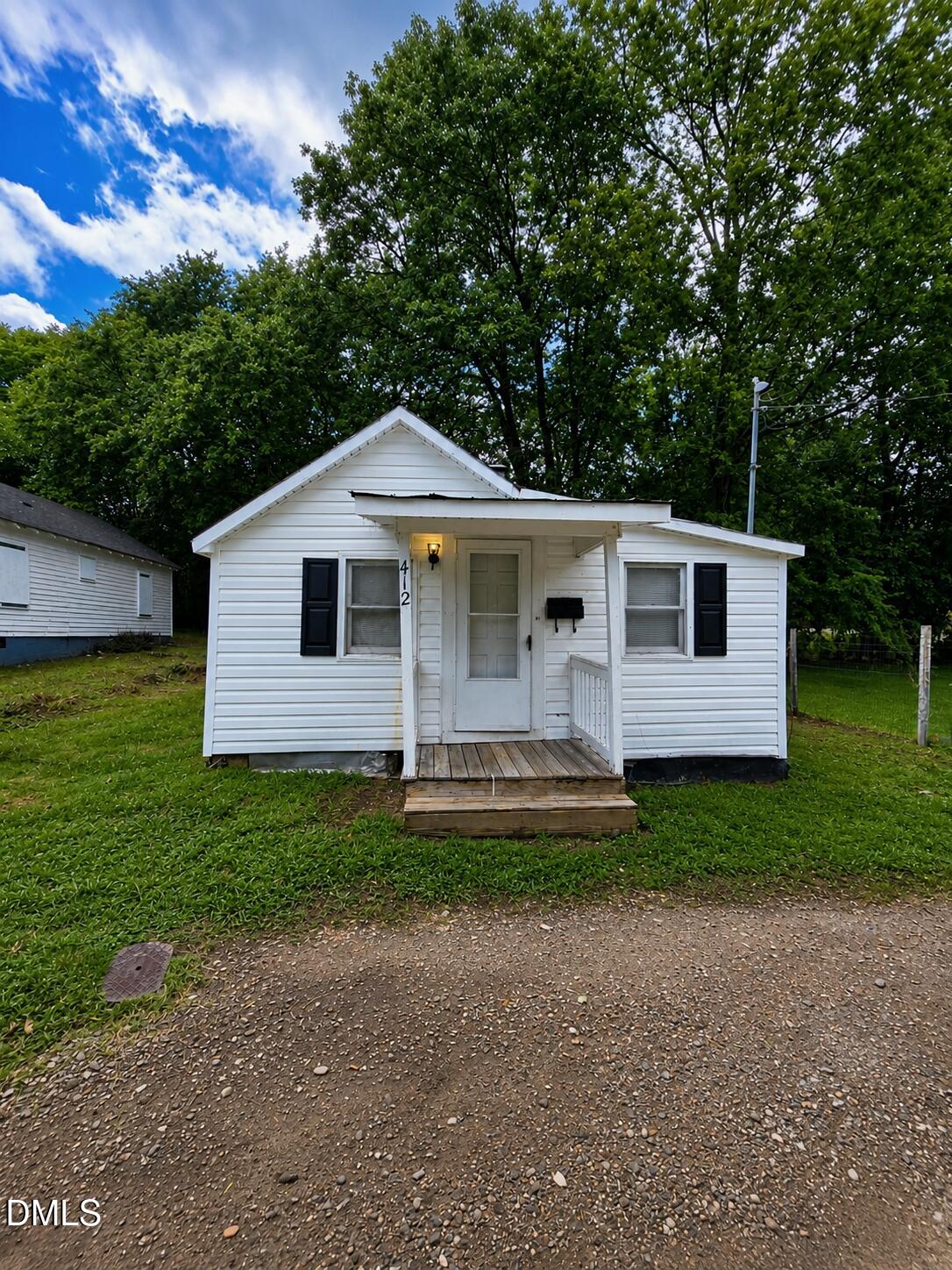 412 Brick Street Property Photo 1