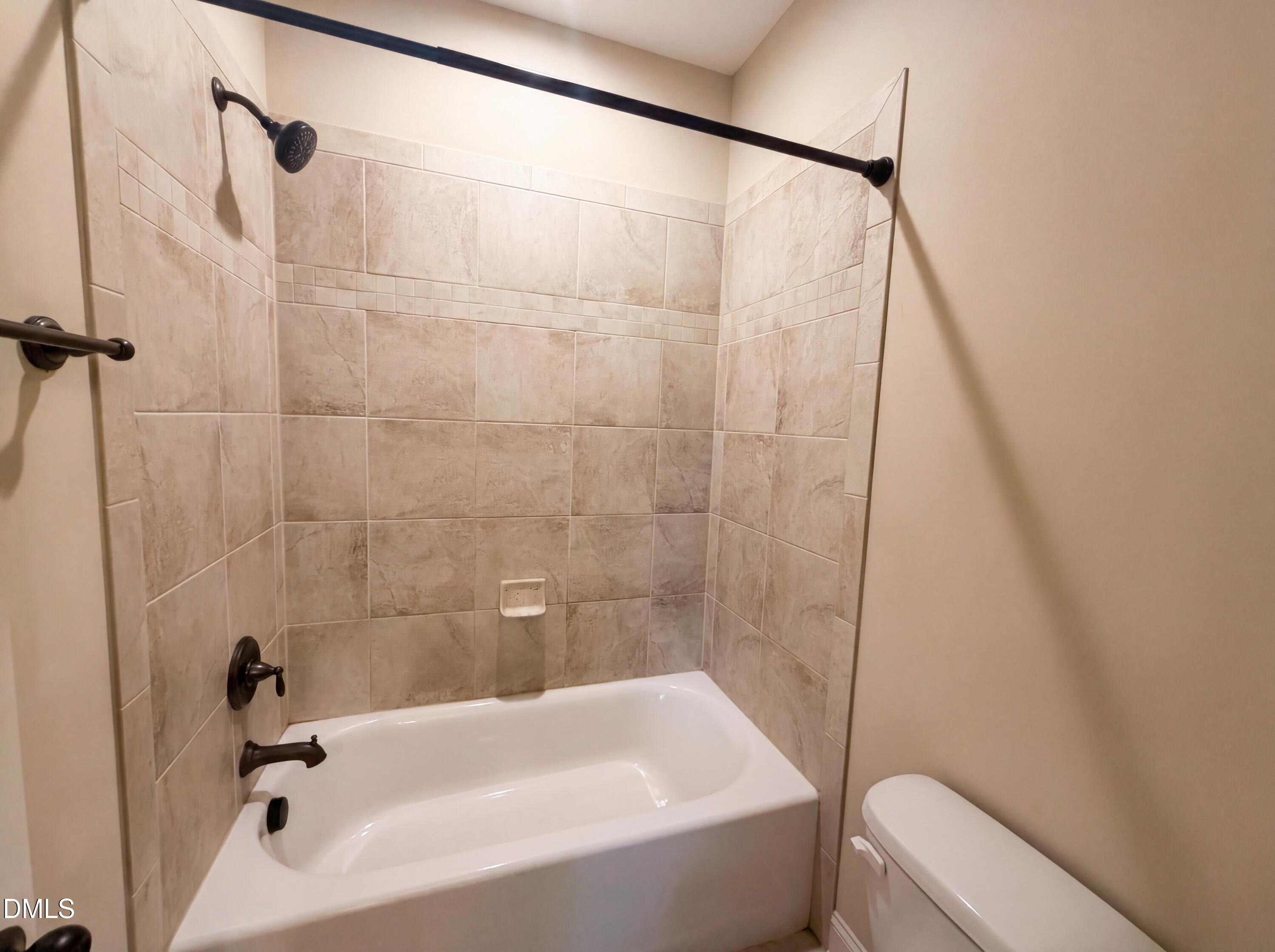 1214 Ileagnes Road Property Photo 13