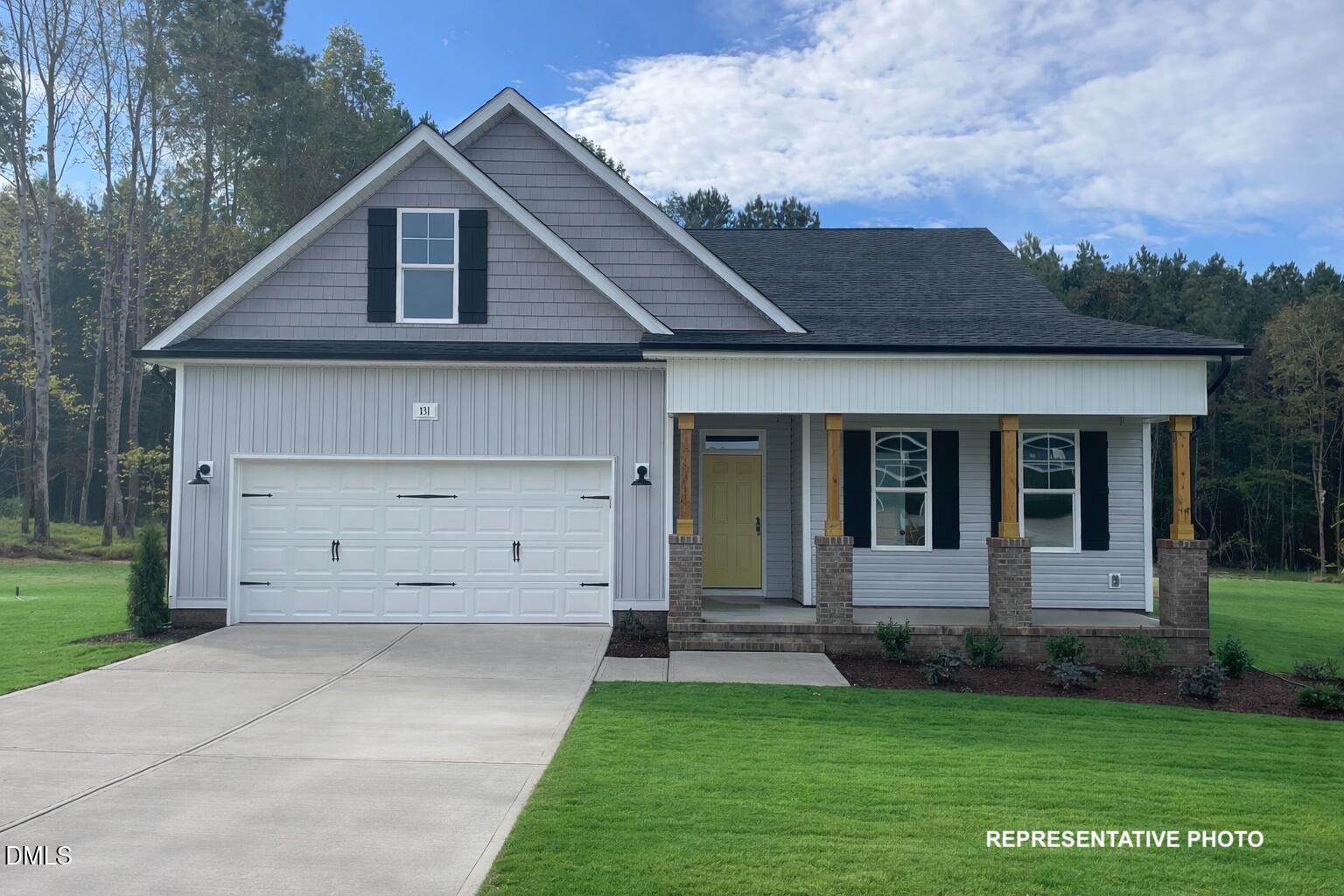 563 E Clydes Point Way Property Photo 1