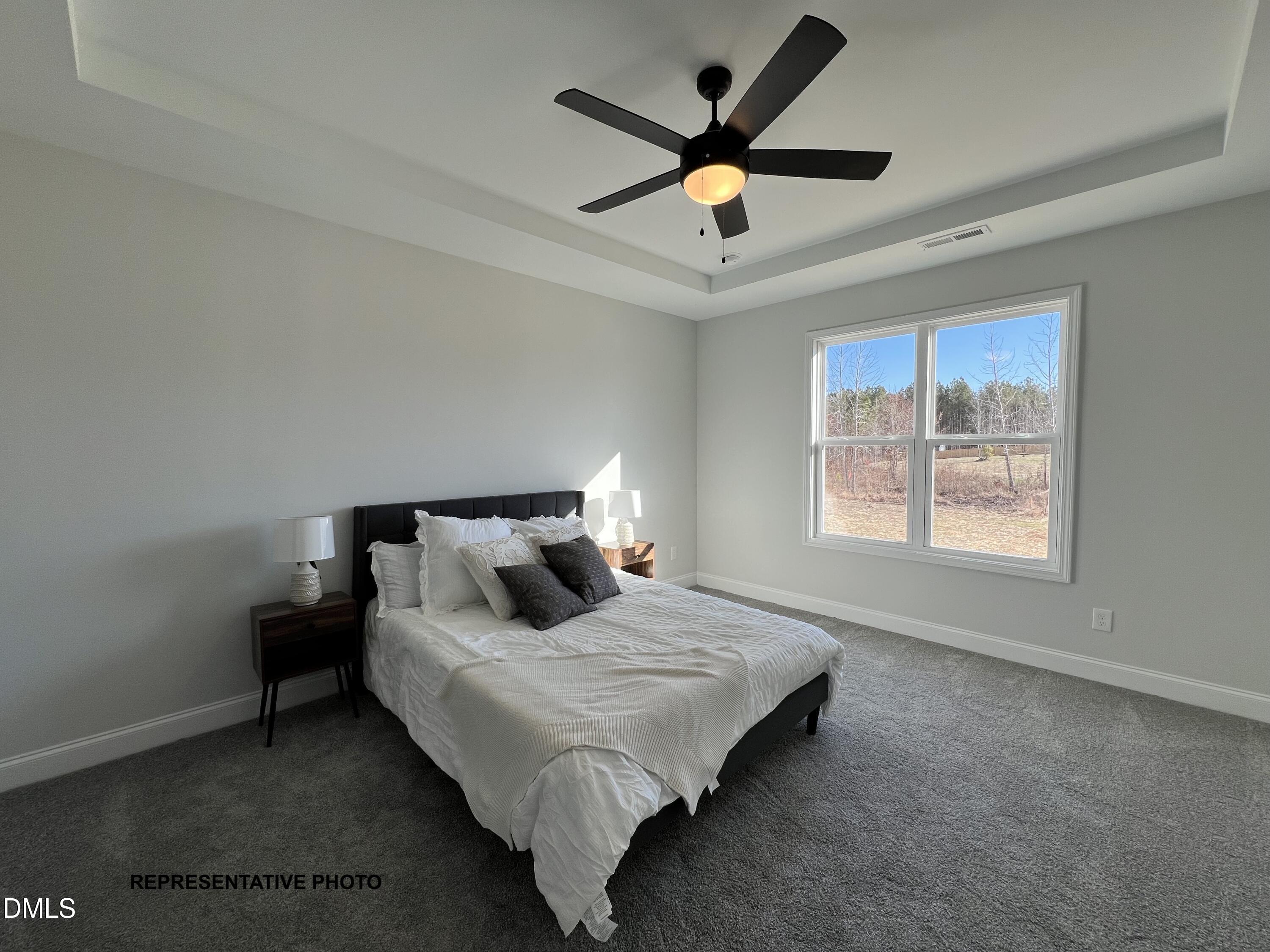 563 E Clydes Point Way Property Photo 8