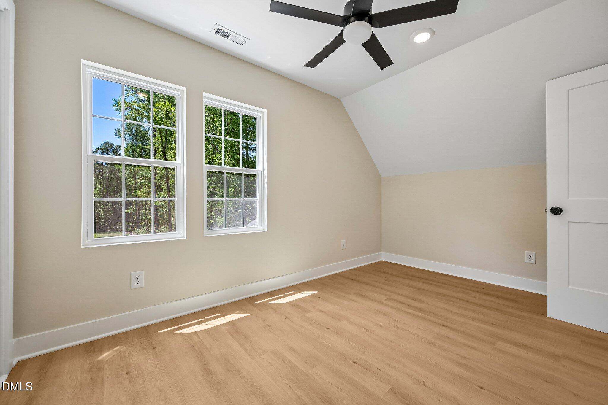 700 Berwyn Avenue Property Photo 20
