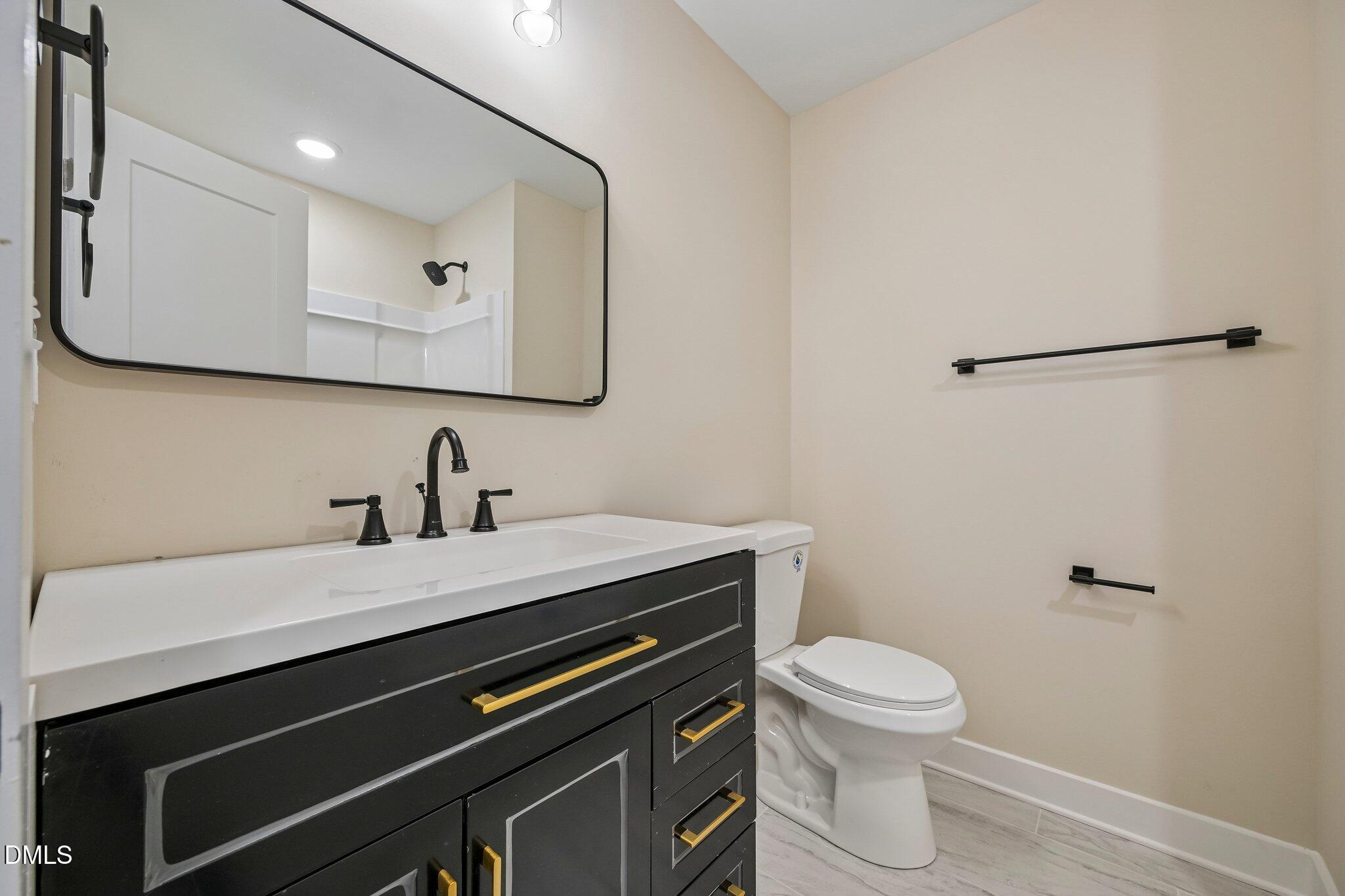 700 Berwyn Avenue Property Photo 21
