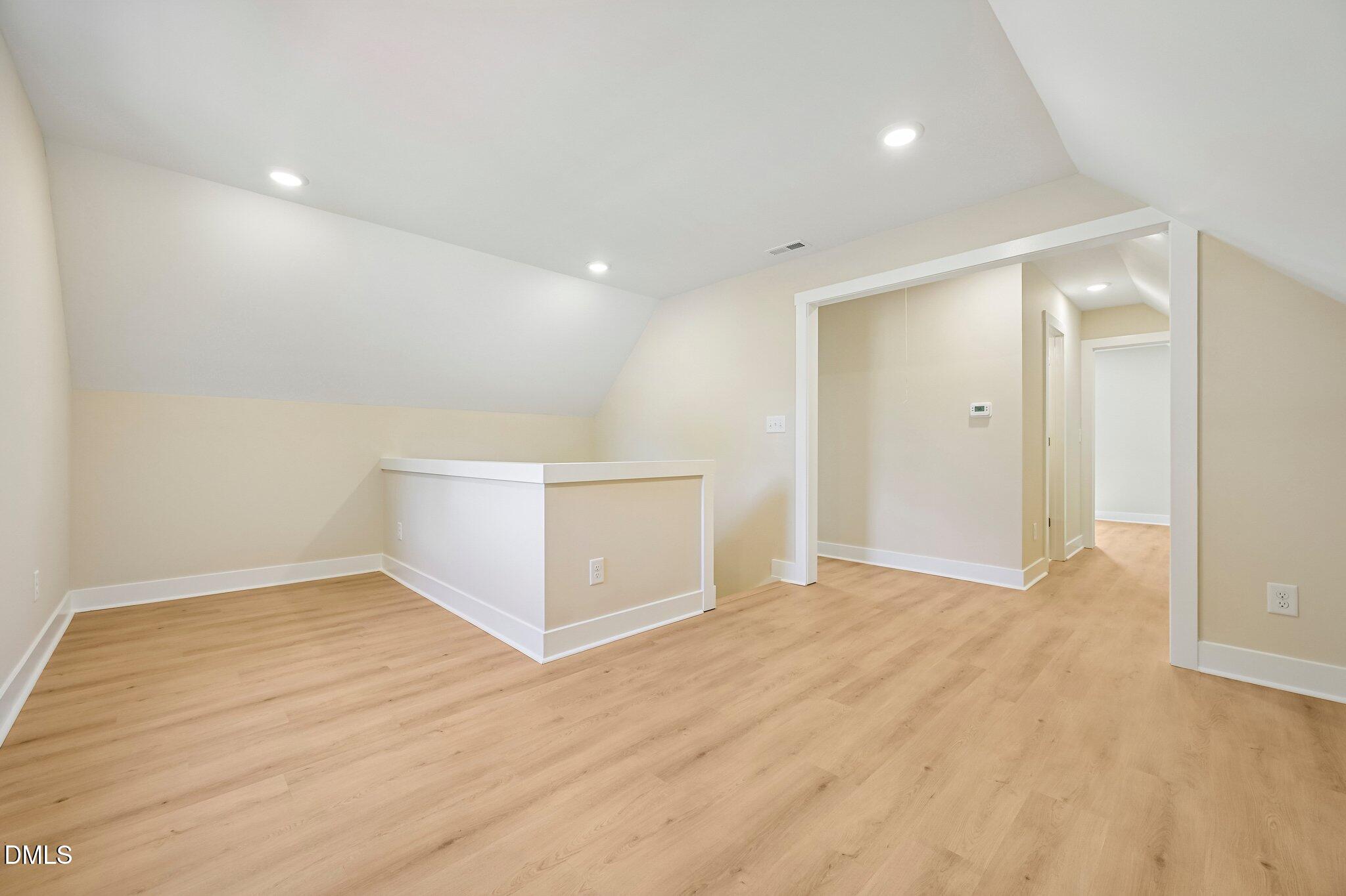 700 Berwyn Avenue Property Photo 24