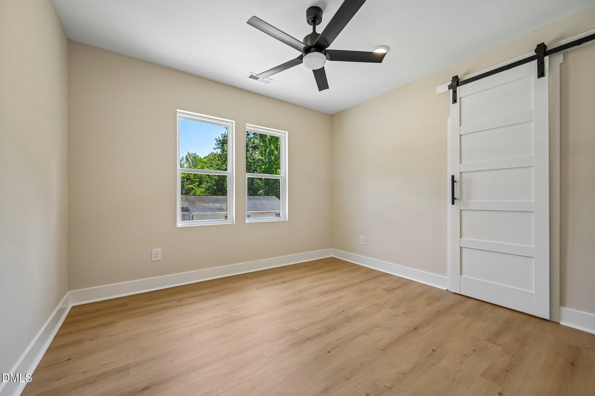 700 Berwyn Avenue Property Photo 25