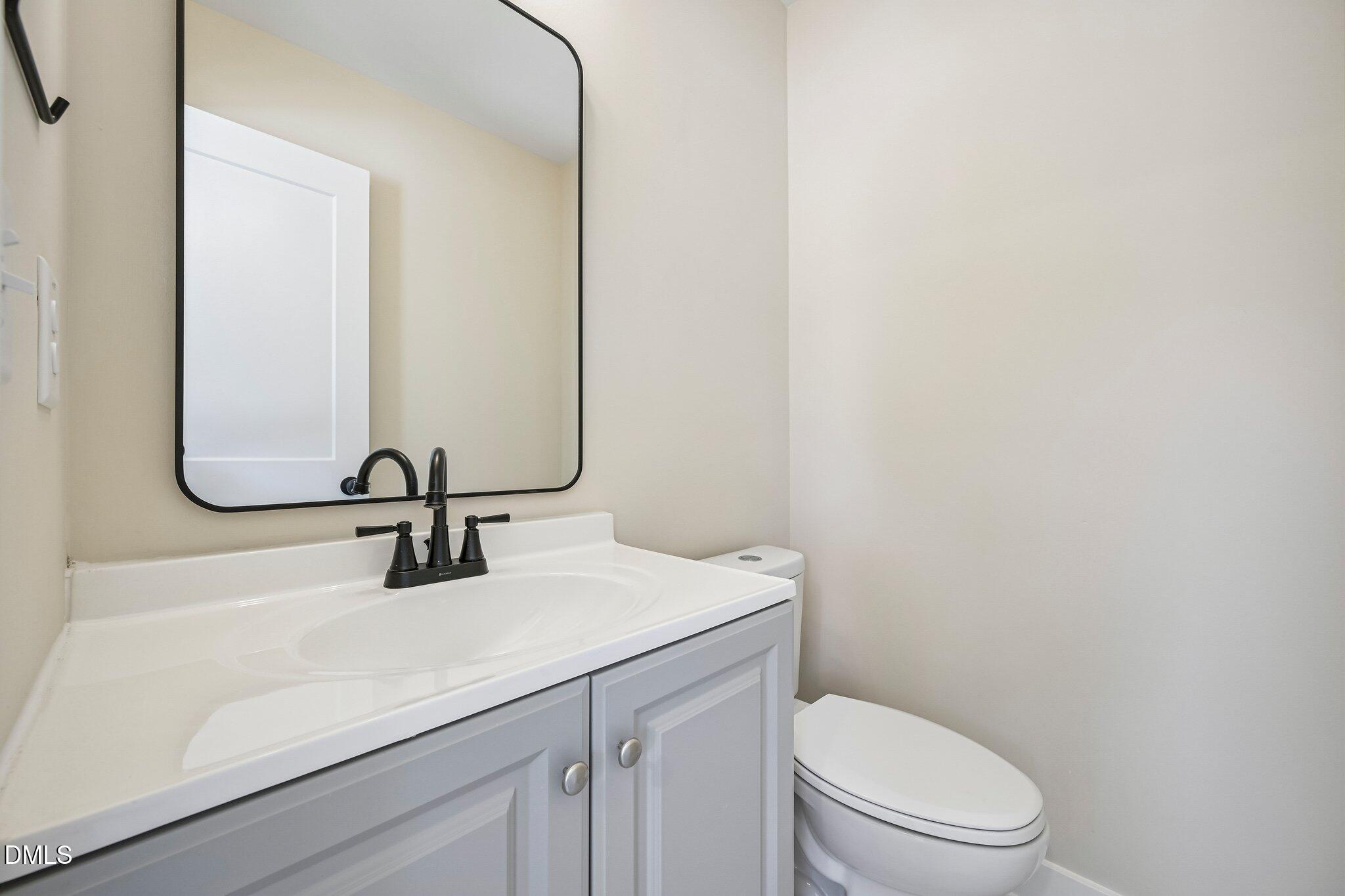 700 Berwyn Avenue Property Photo 28