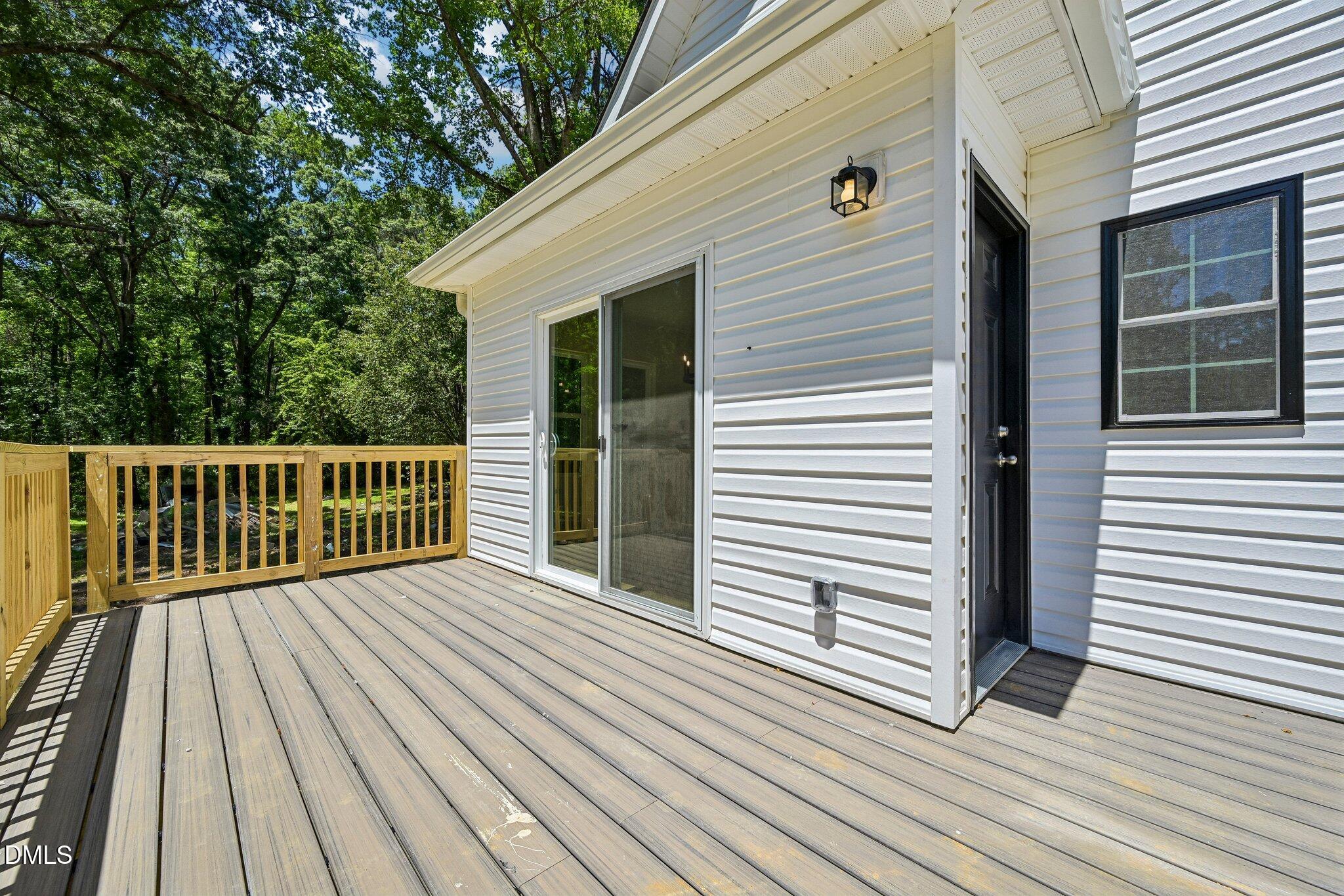 700 Berwyn Avenue Property Photo 34