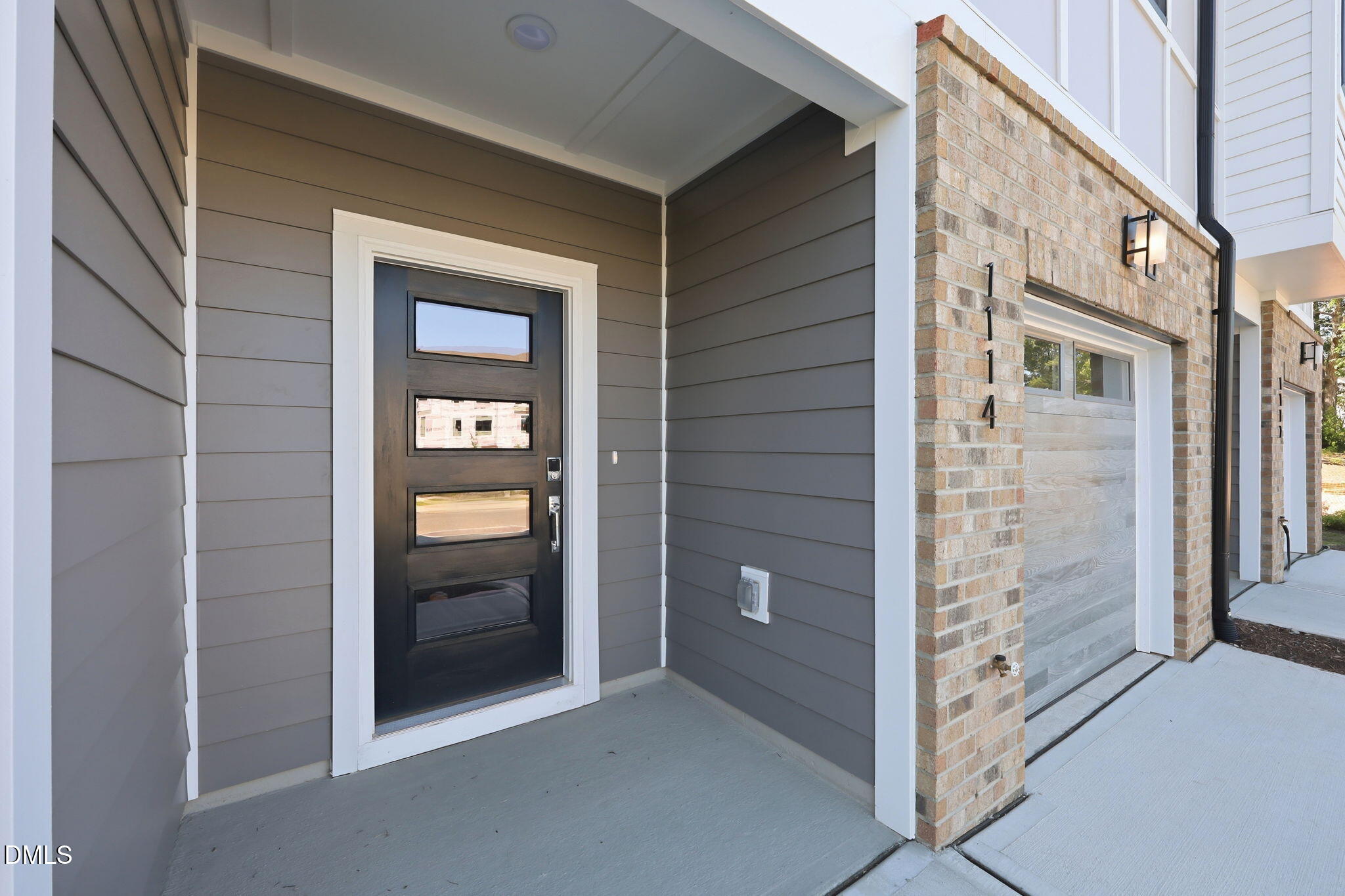 1114 Bacchanal Lane Property Photo 3