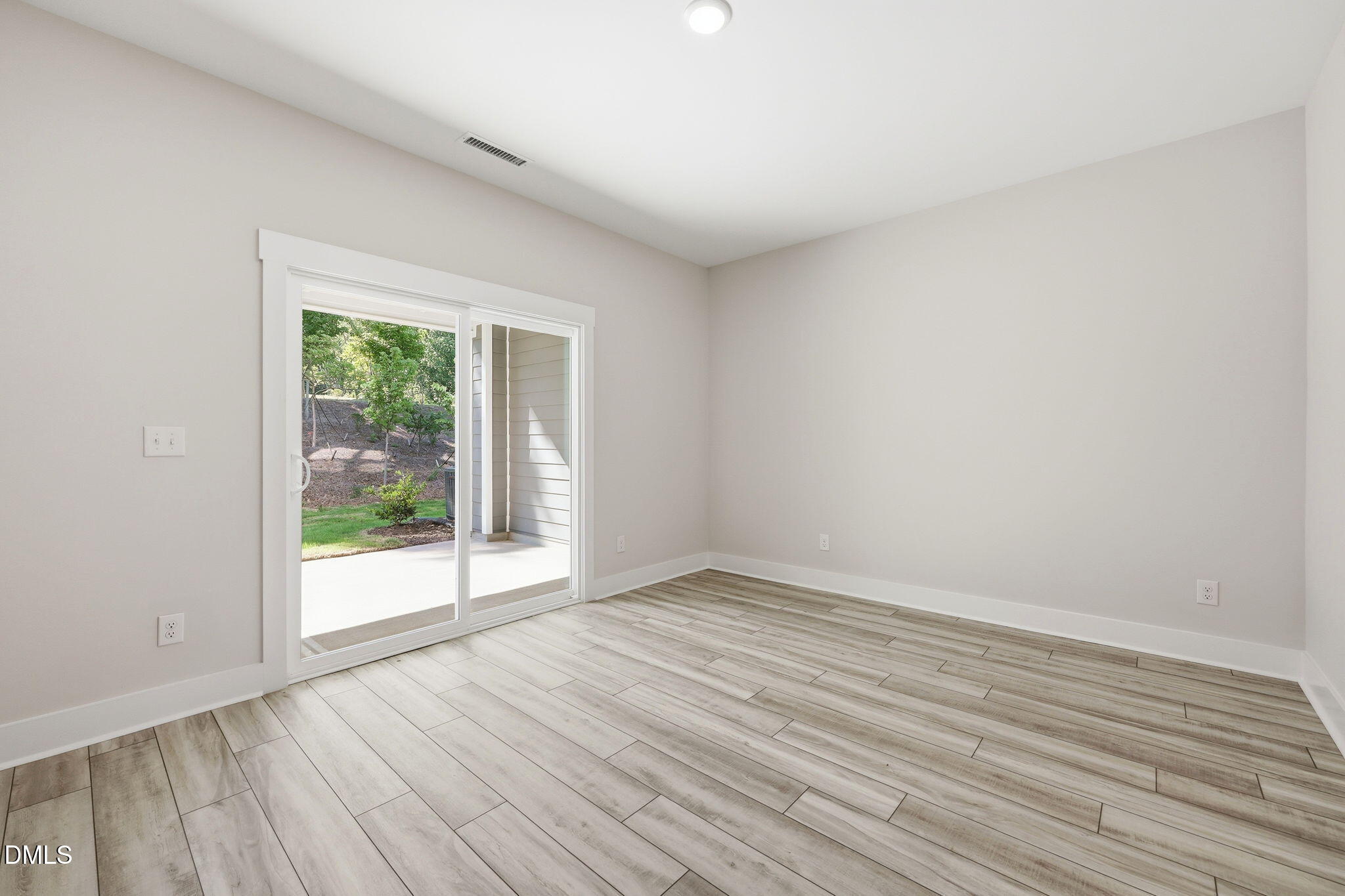 1114 Bacchanal Lane Property Photo 7