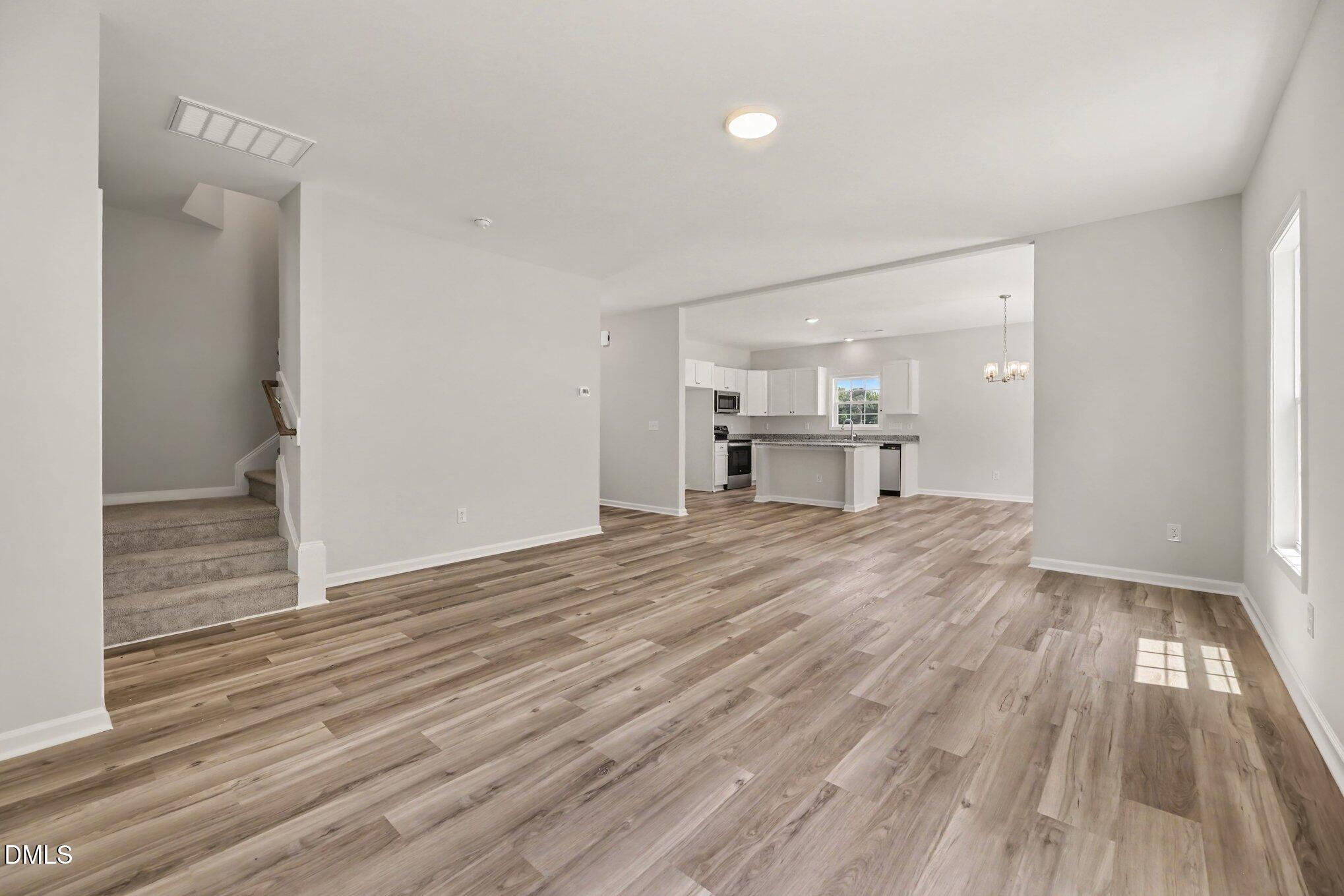 75 Crossvine Street (7) Property Photo 9