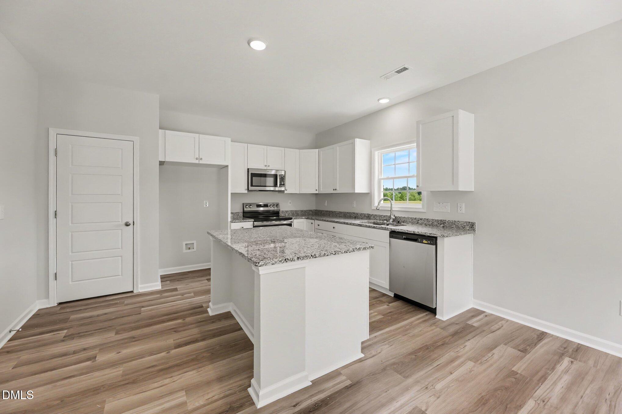 75 Crossvine Street (7) Property Photo 11