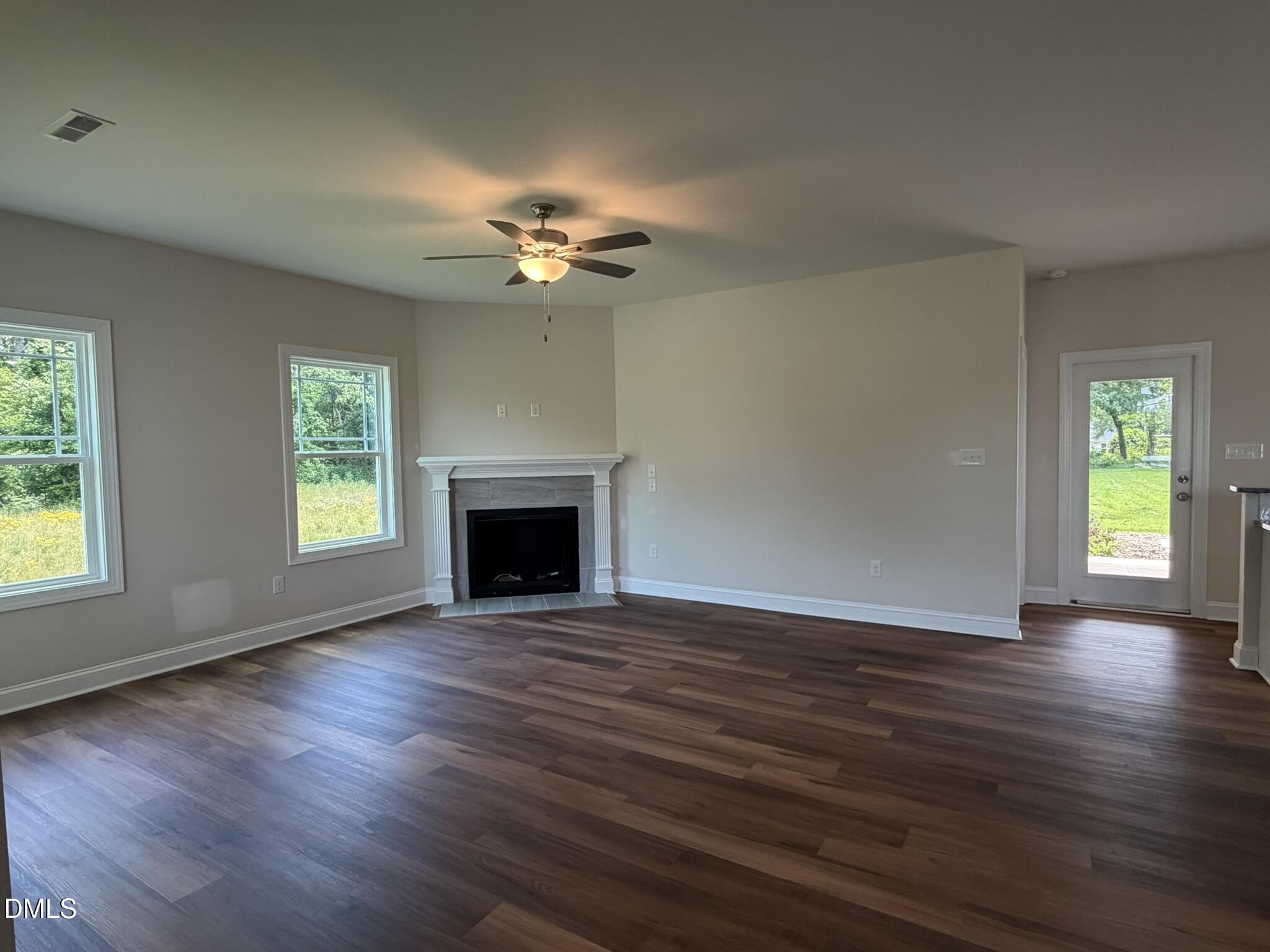 198 Hot Springs Way Property Photo 2