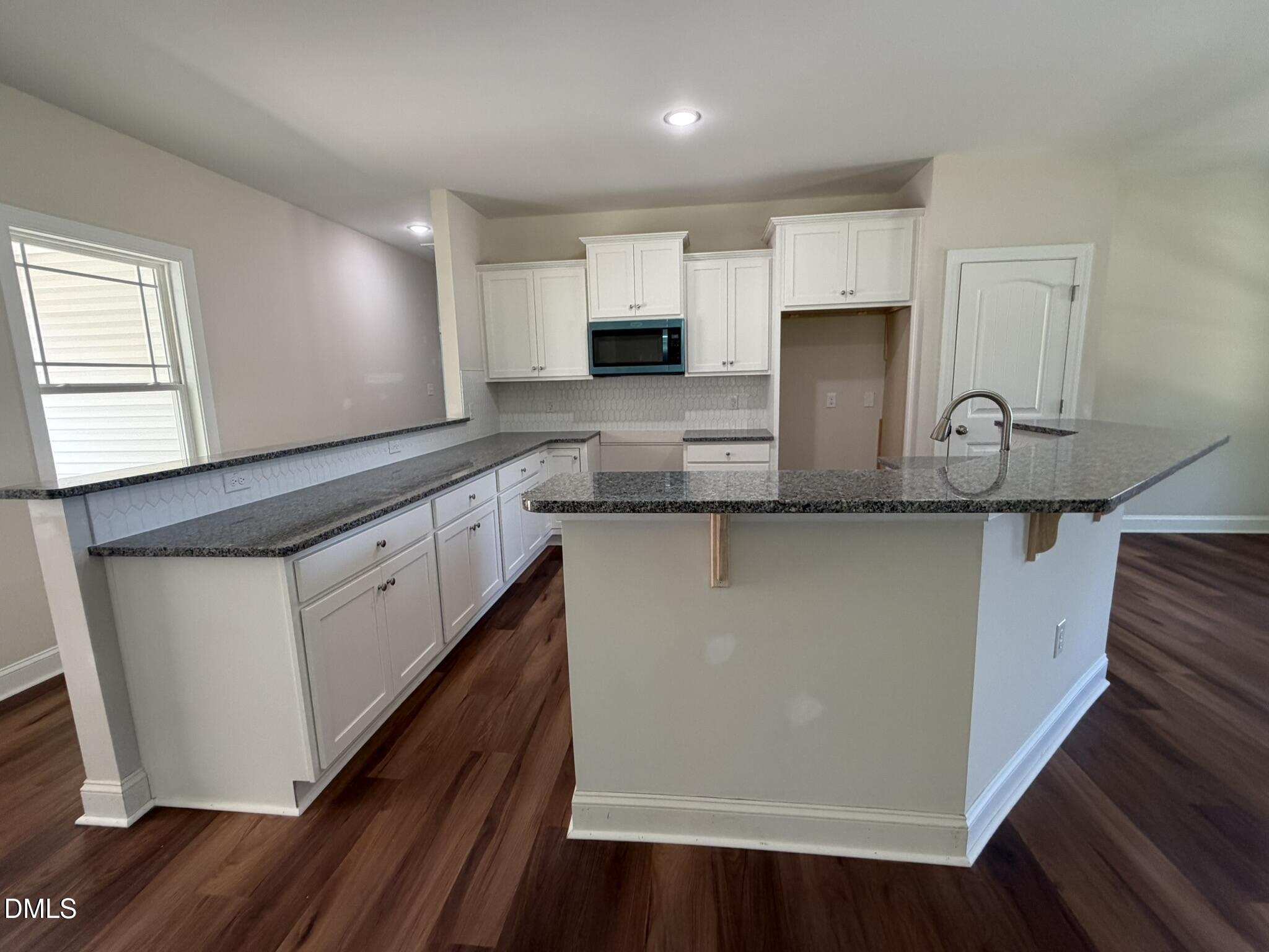 198 Hot Springs Way Property Photo 3