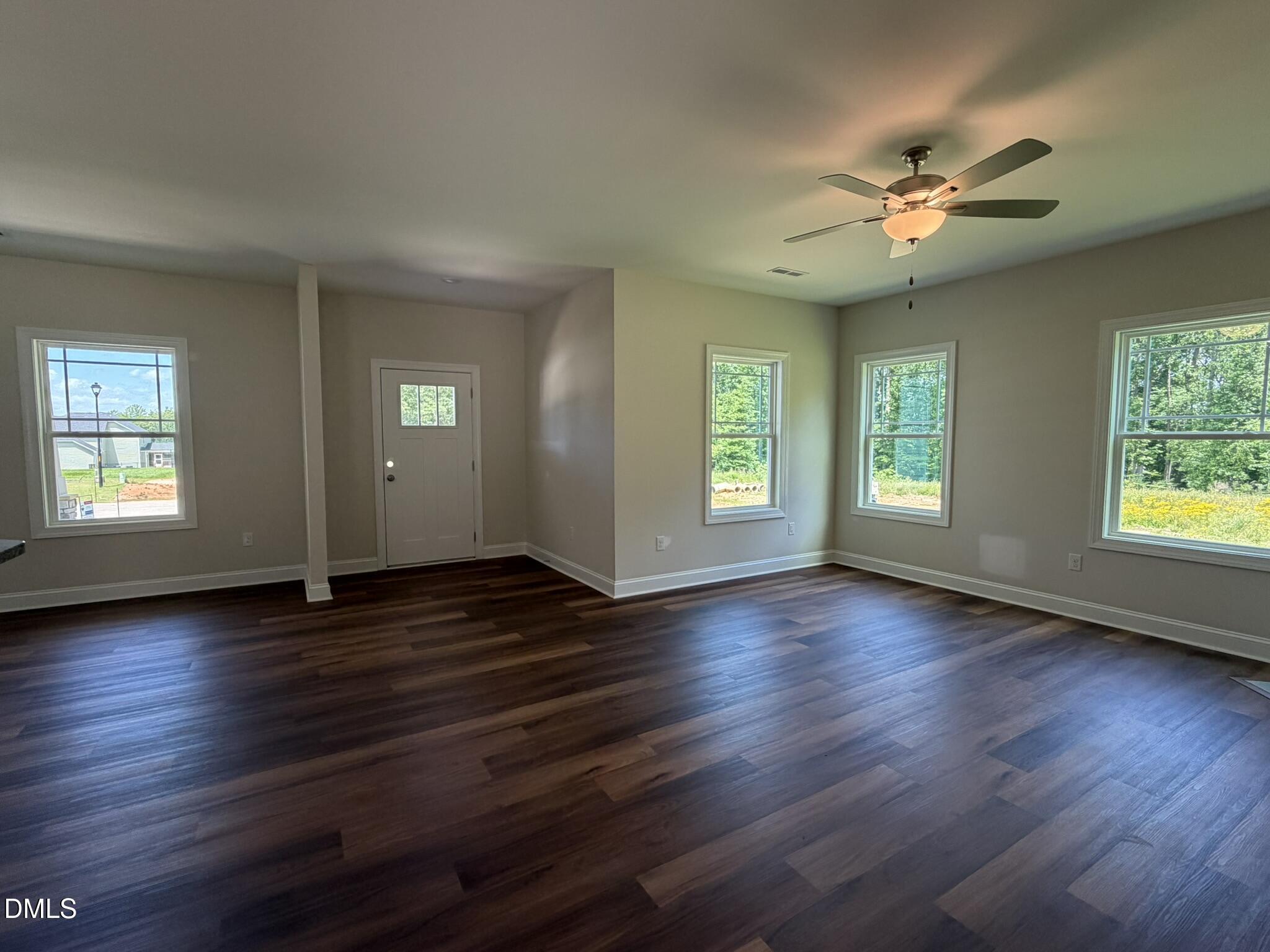 198 Hot Springs Way Property Photo 8