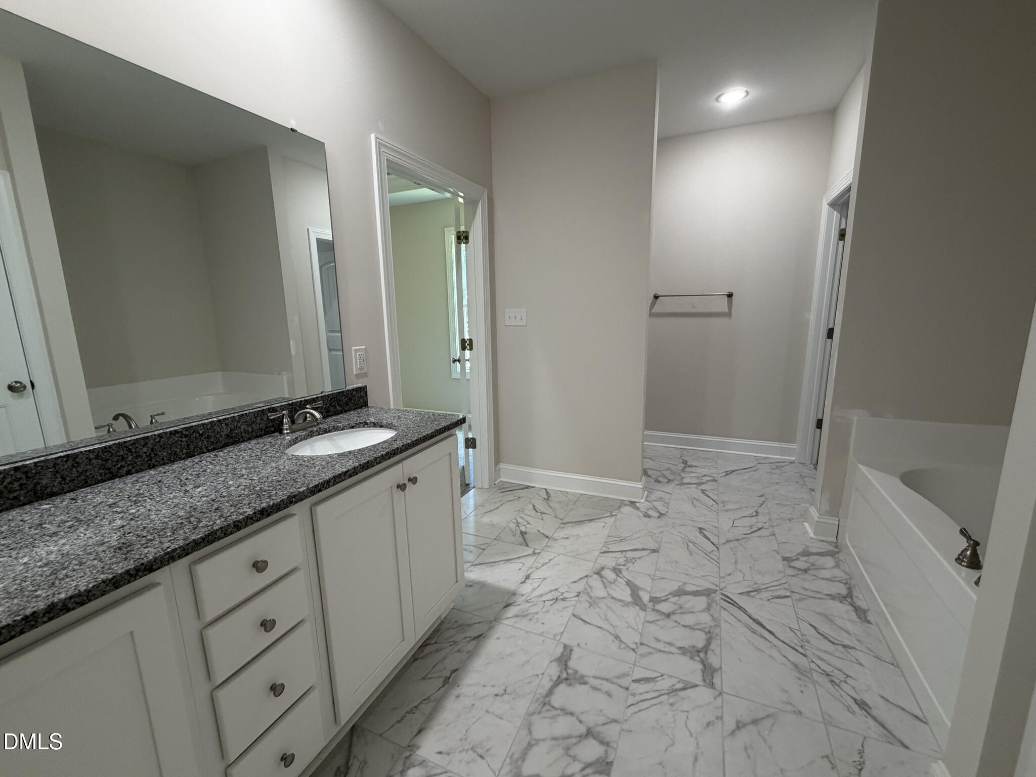 198 Hot Springs Way Property Photo 13